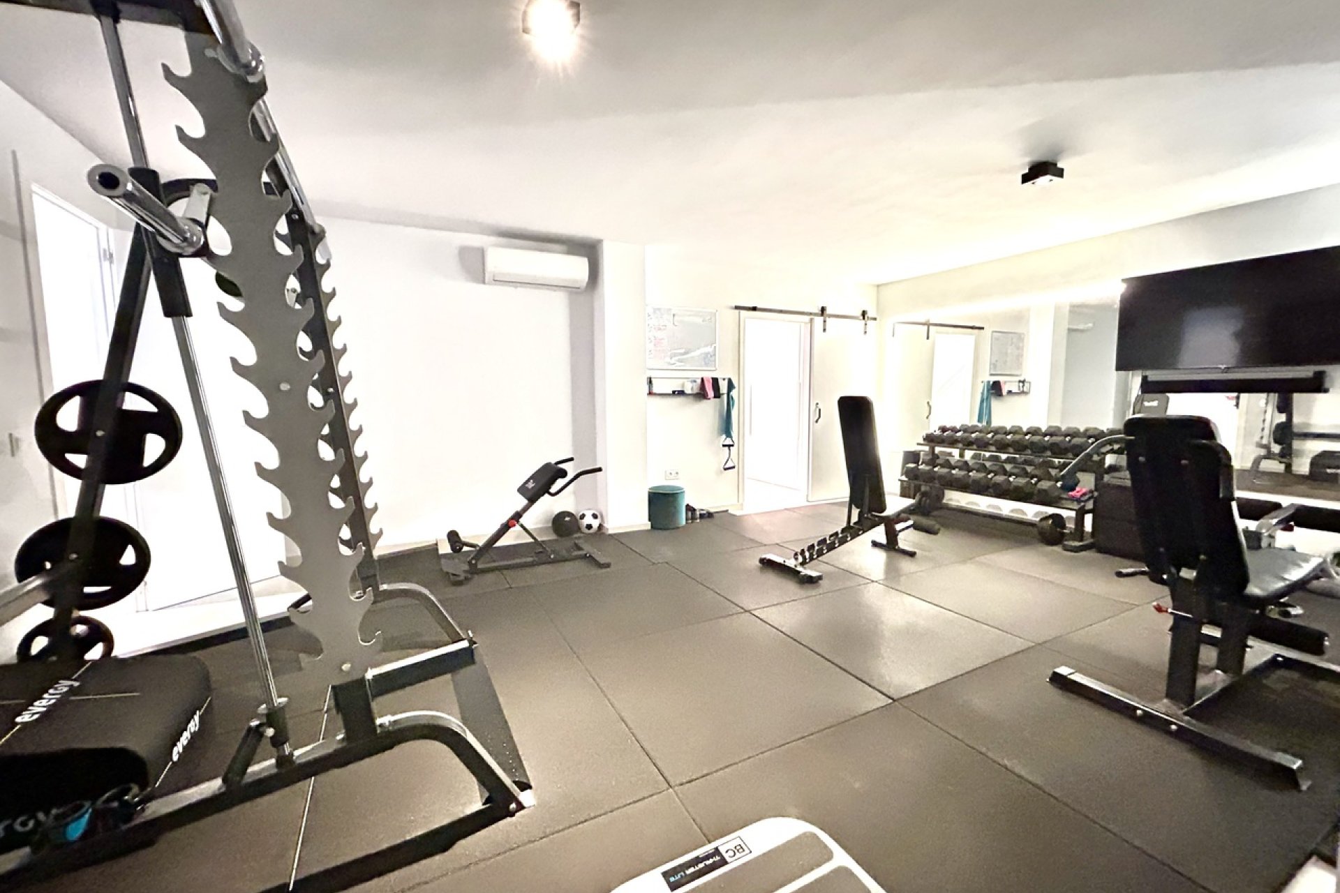 Segunda mano - Villa -
San Miguel de Salinas - Inland