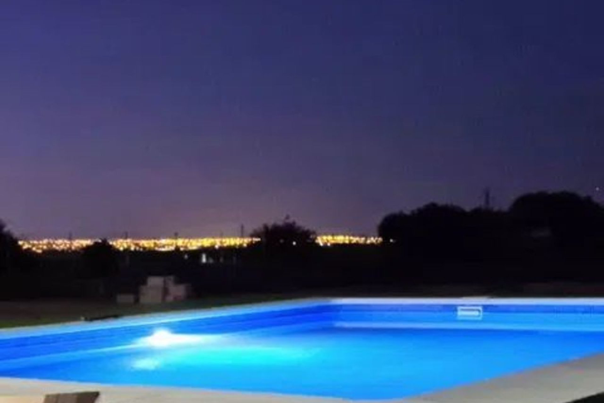 Segunda mano - Villa -
San Miguel de Salinas - Inland