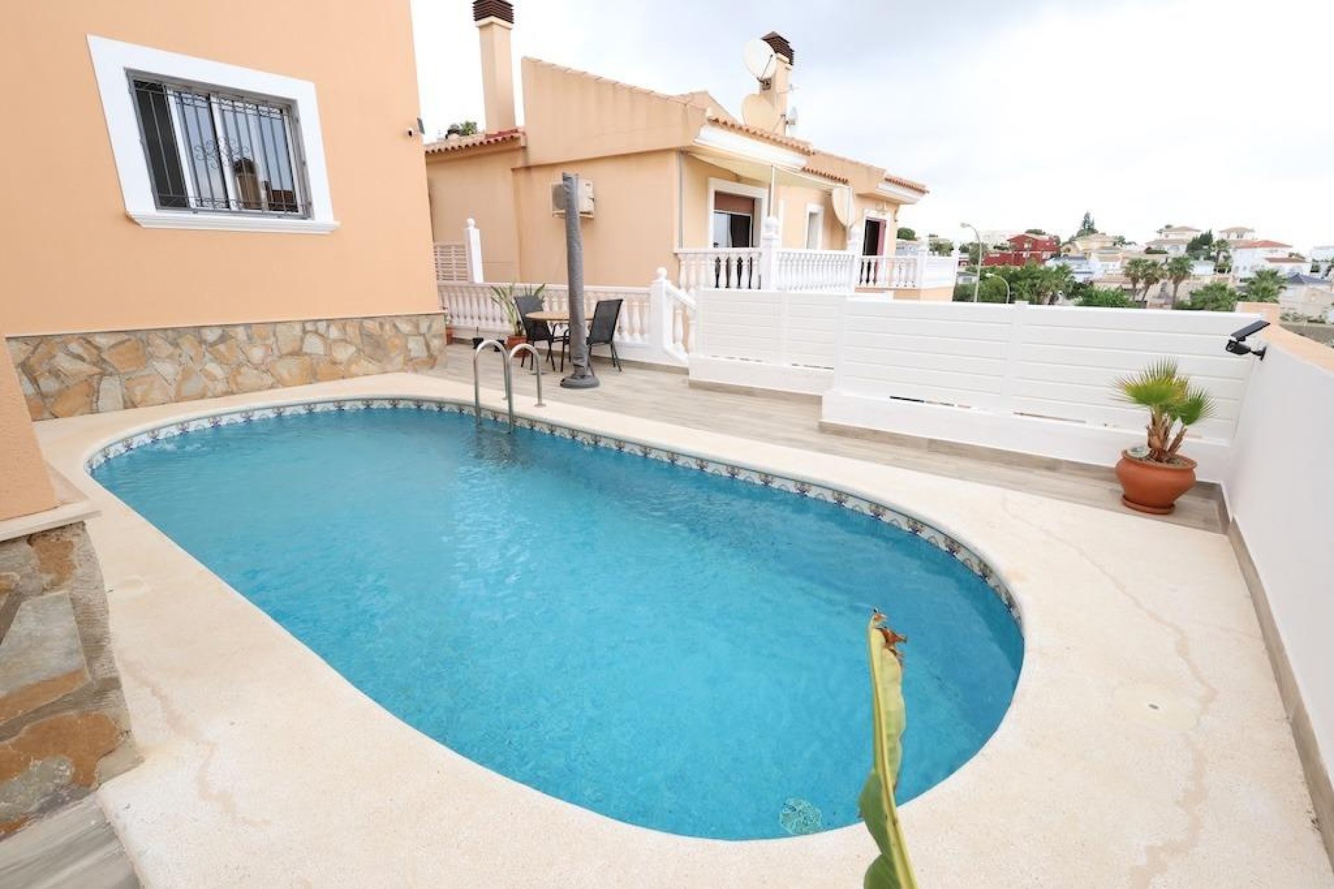 Segunda mano - Villa -
San Miguel de Salinas - Inland