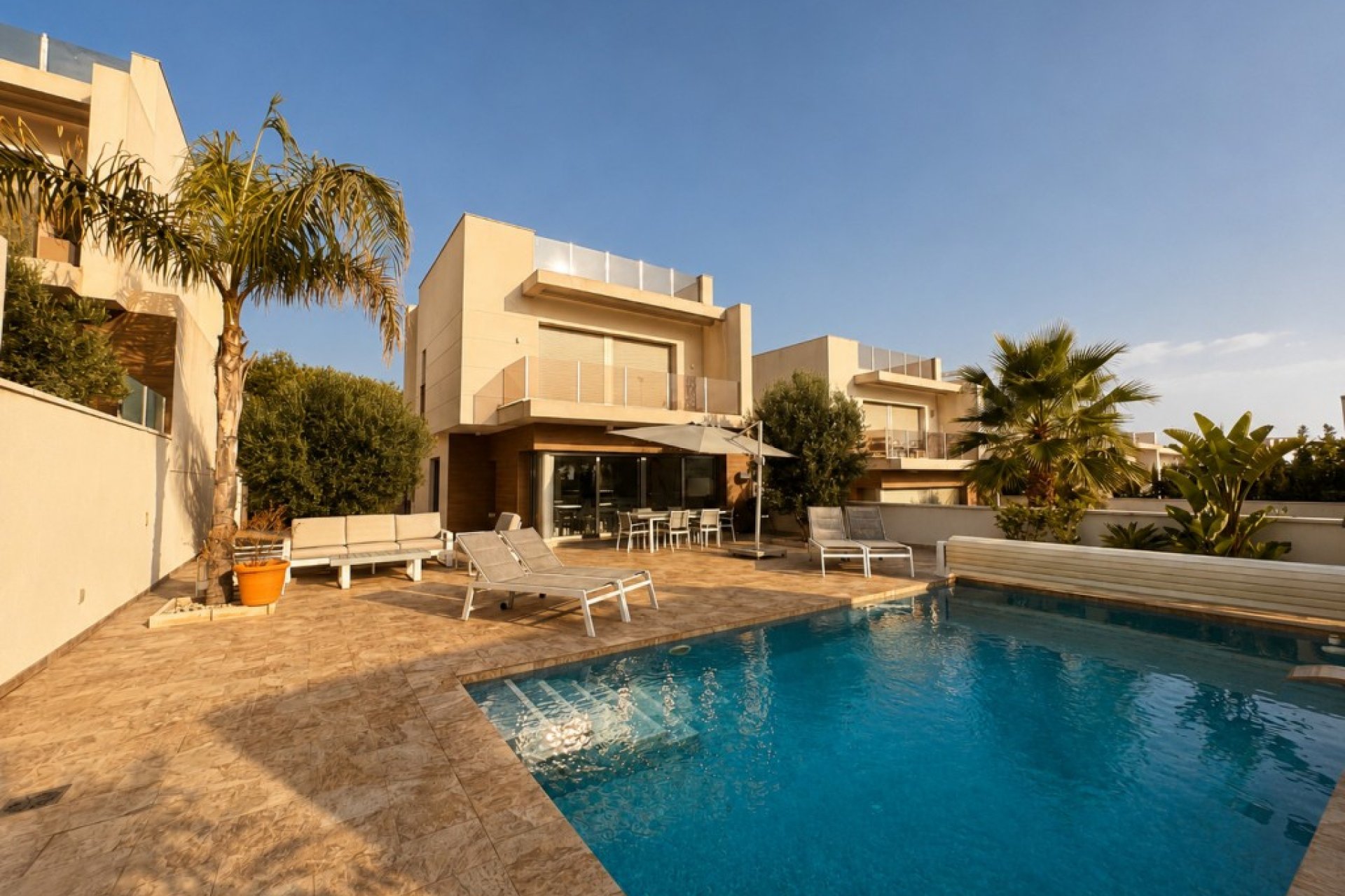 Segunda mano - Villa -
San Miguel de Salinas - Inland