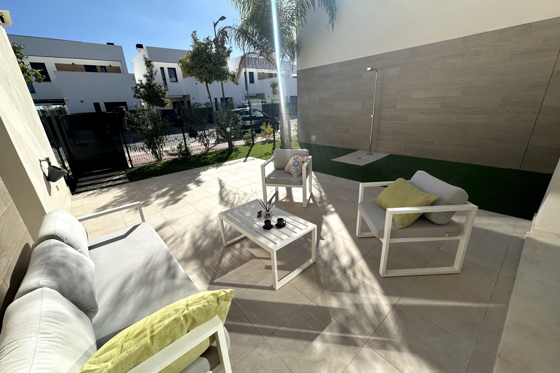 Segunda mano - Villa -
Santa Rosalia Resort - Inland