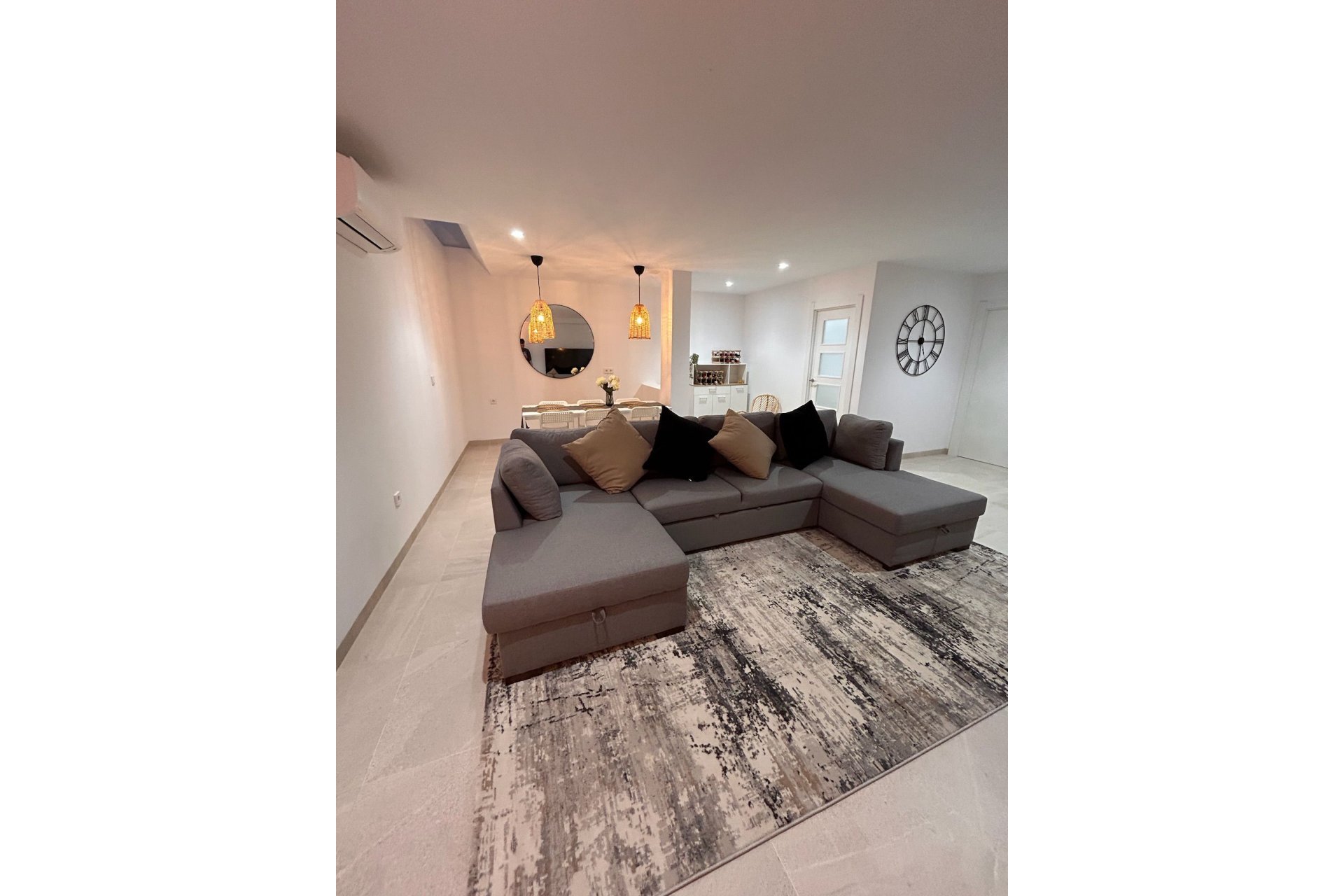 Segunda mano - Villa -
Santa Rosalia Resort - Inland