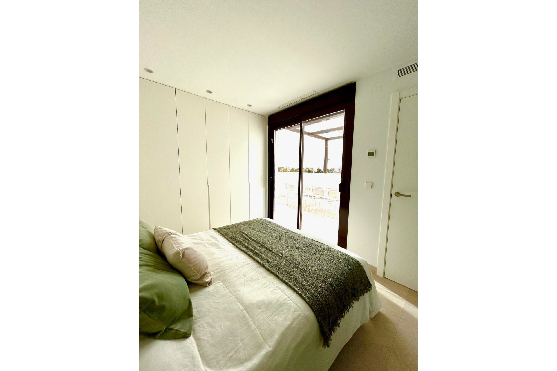 Segunda mano - Villa -
Santa Rosalia Resort - Inland