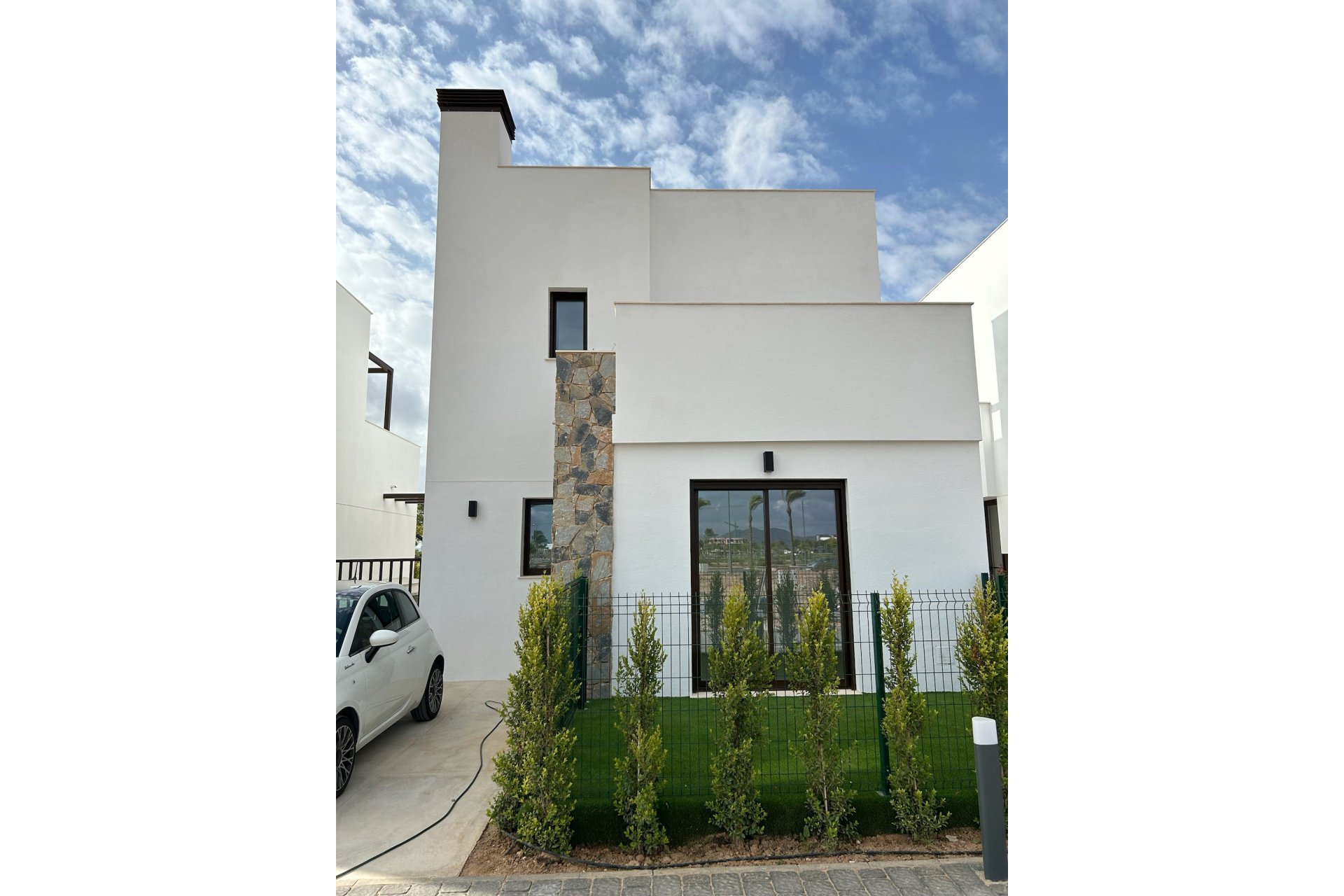 Segunda mano - Villa -
Santa Rosalia Resort - Inland