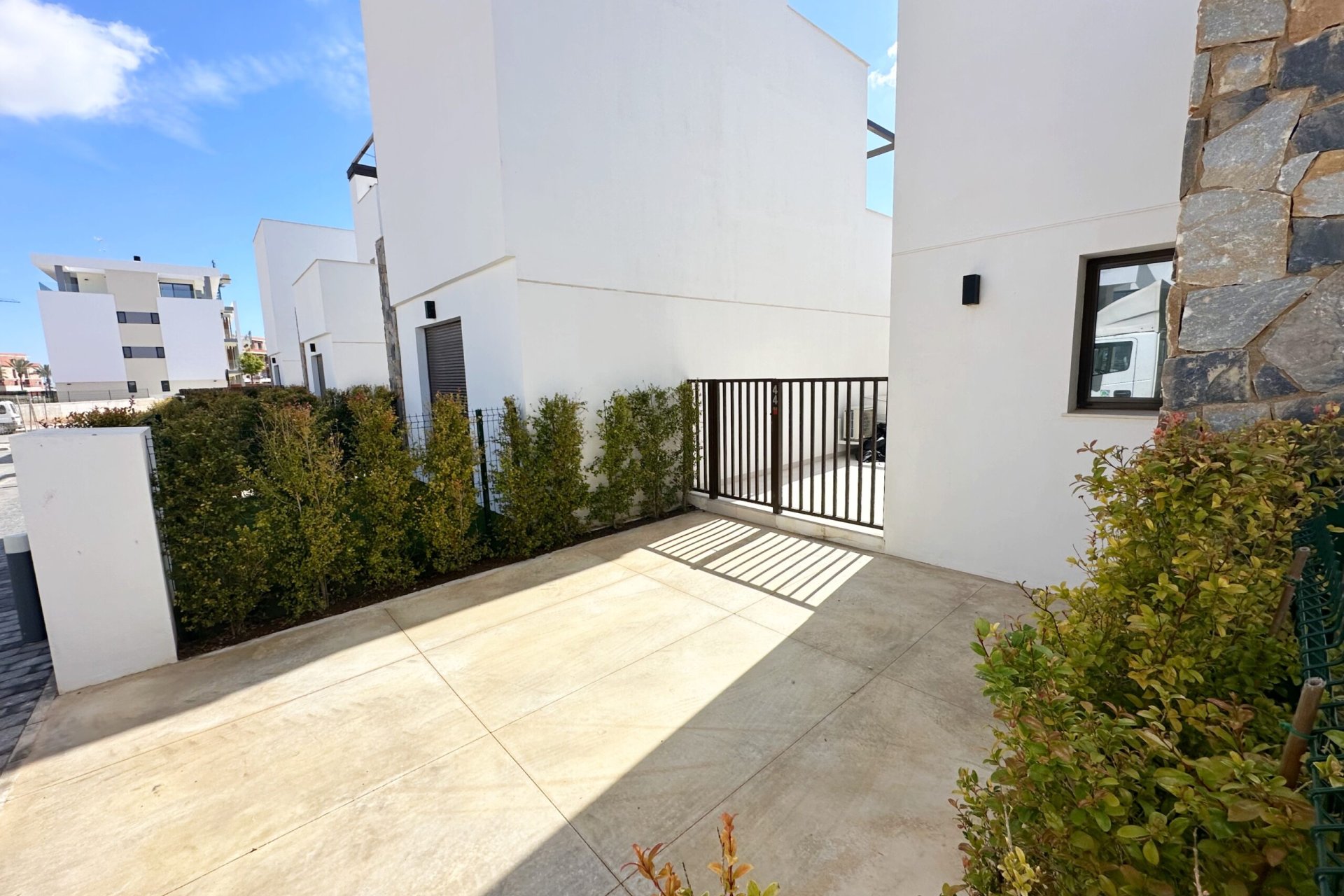 Segunda mano - Villa -
Santa Rosalia Resort - Inland