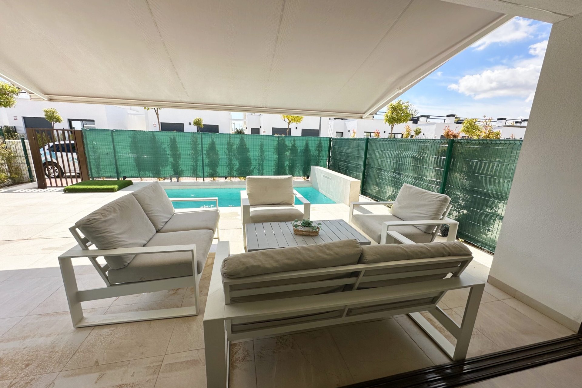 Segunda mano - Villa -
Santa Rosalia Resort - Inland