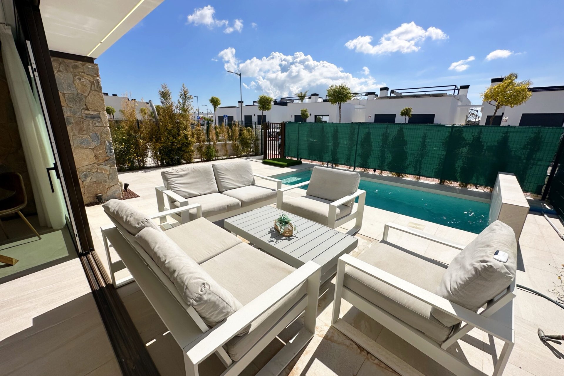 Segunda mano - Villa -
Santa Rosalia Resort - Inland