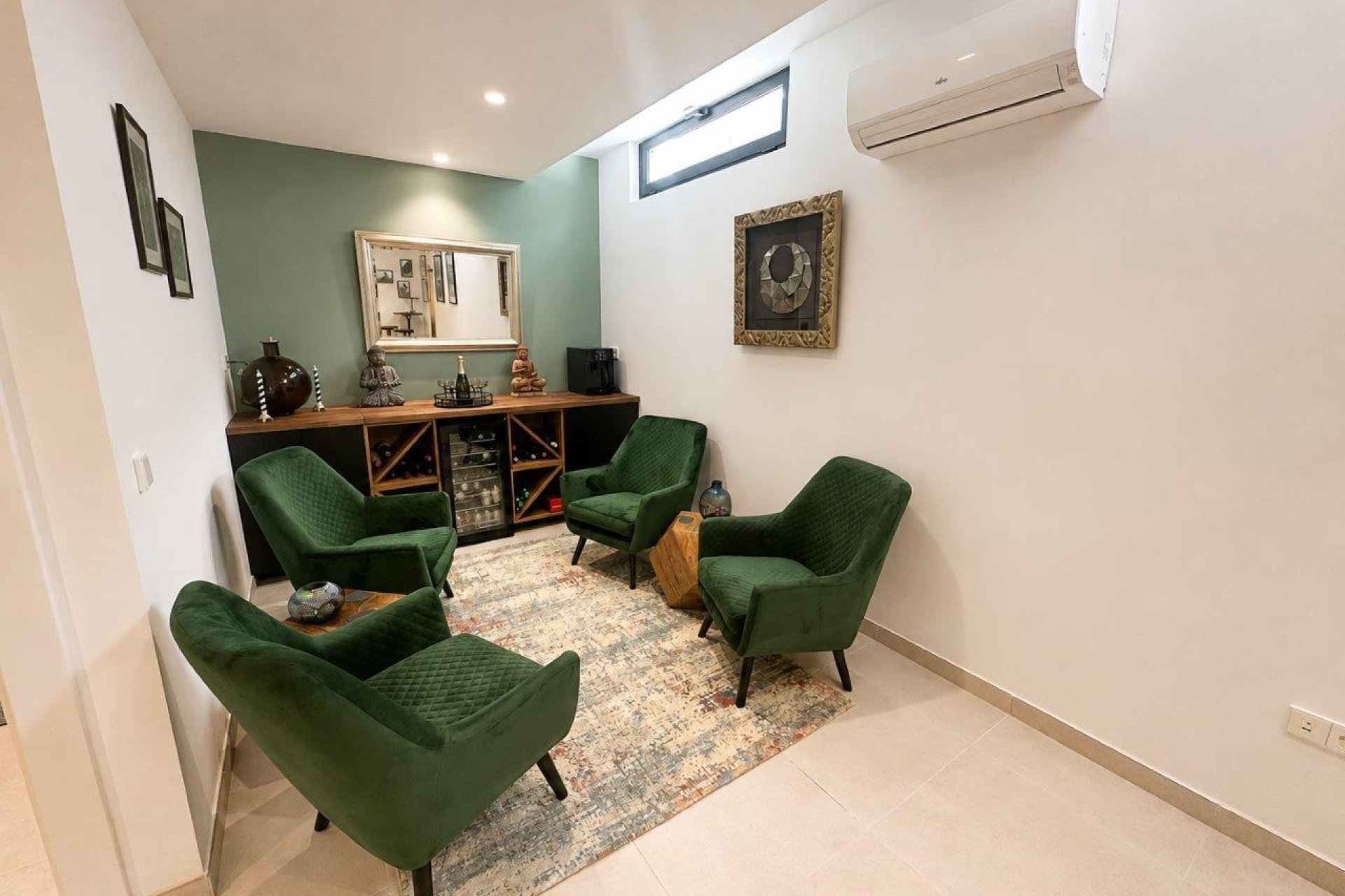 Segunda mano - Villa -
Santa Rosalia Resort - Inland