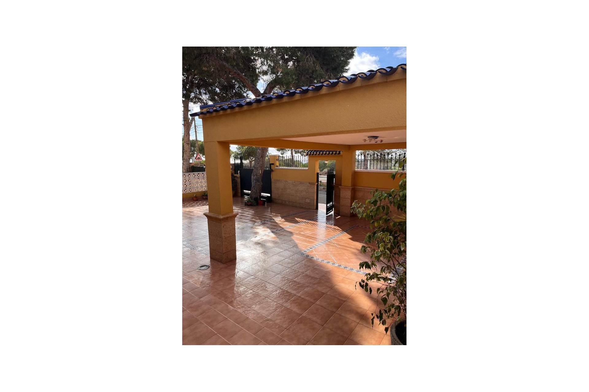 Segunda mano - Villa / Semi pareado -
Orihuela Costa - Punta Prima