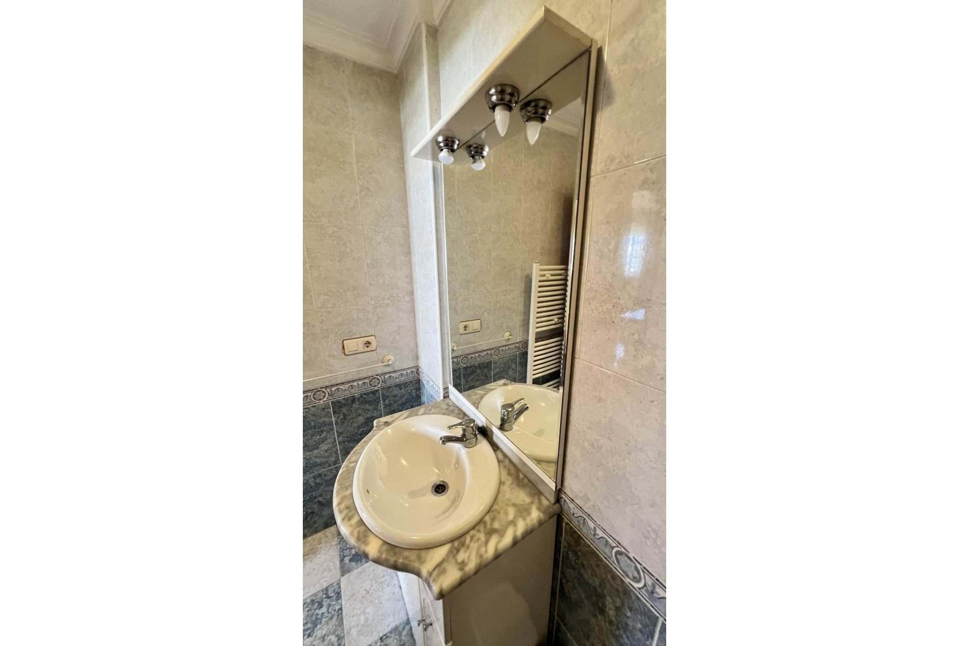 Segunda mano - Villa / Semi pareado -
Torrevieja - Aguas Nuevas