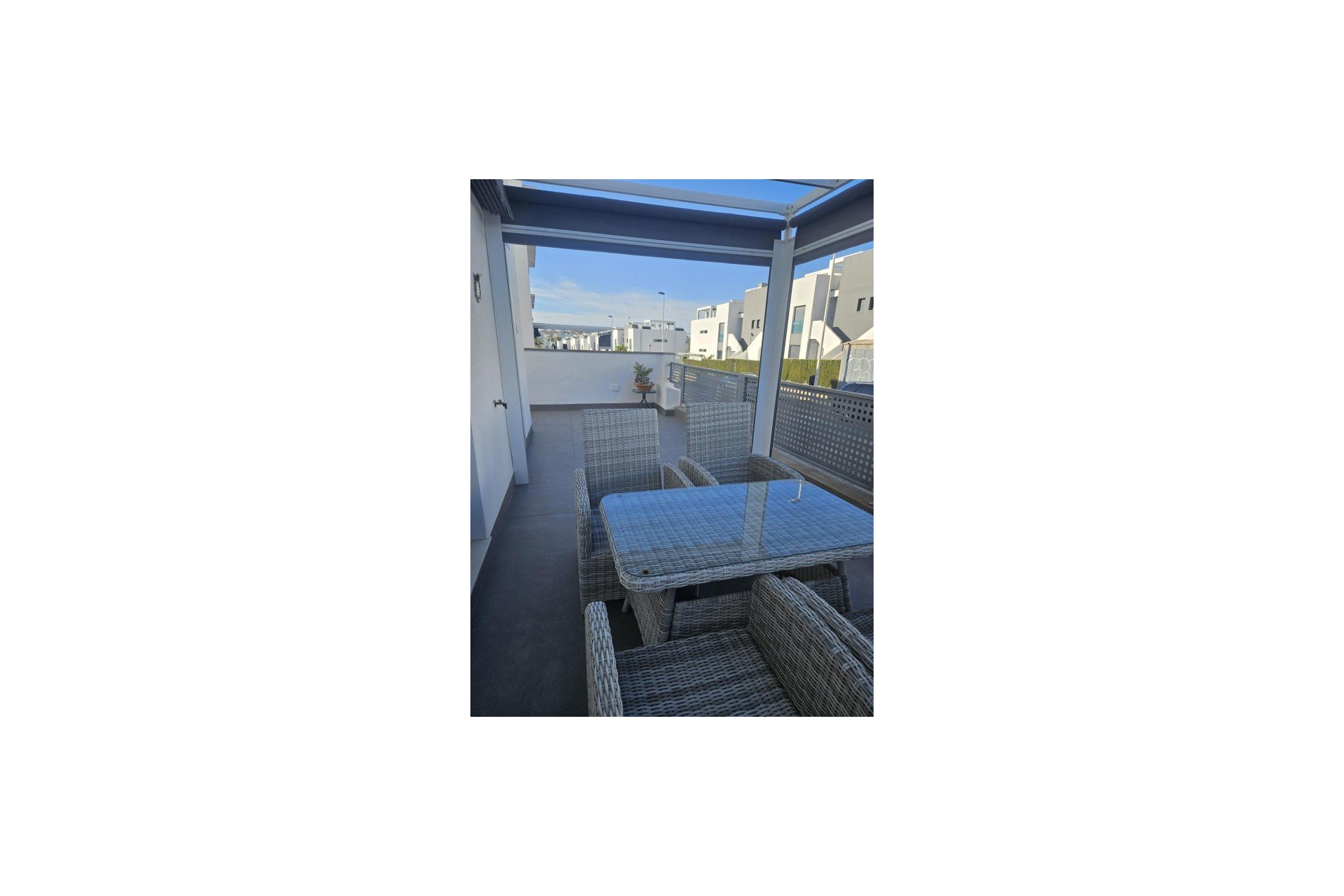 Segunda mano - Villa / Semi pareado -
Torrevieja - Costa Blanca