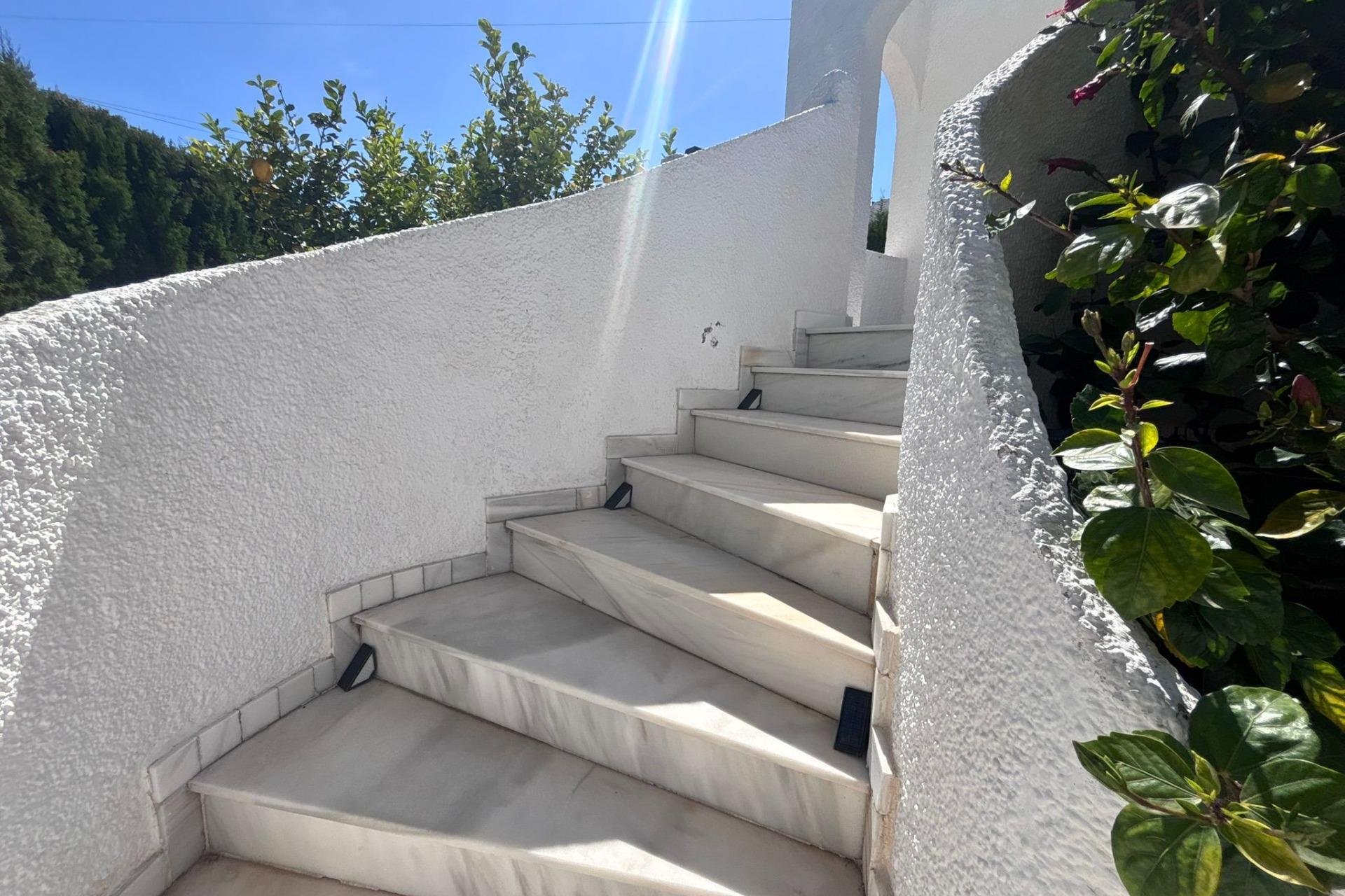 Segunda mano - Villa / Semi pareado -
Torrevieja - Los Balcones