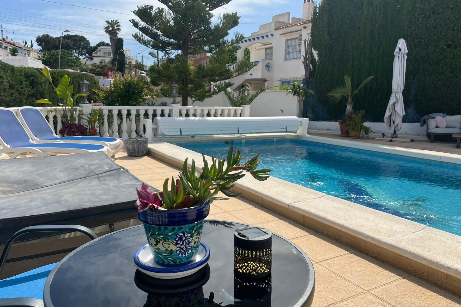 Segunda mano - Villa / Semi pareado -
Torrevieja - Los Balcones