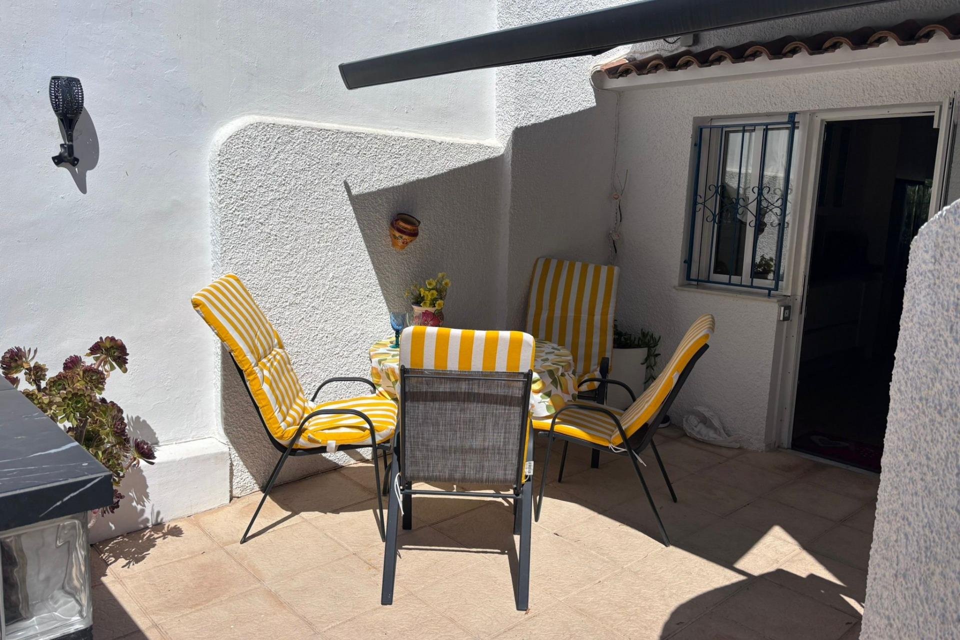 Segunda mano - Villa / Semi pareado -
Torrevieja - Los Balcones