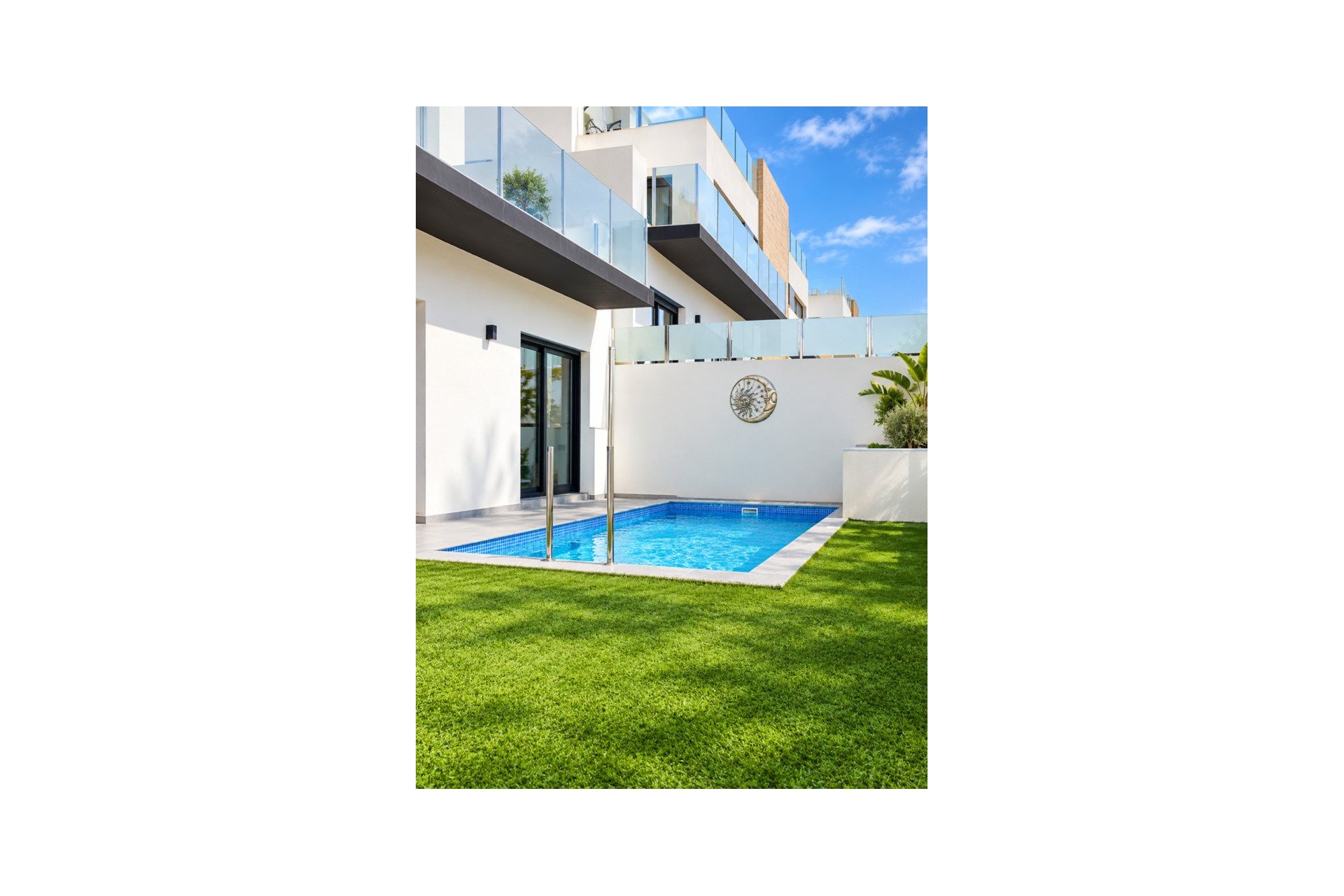 Segunda mano - Villa / Semi pareado -
Villamartin - Costa Blanca