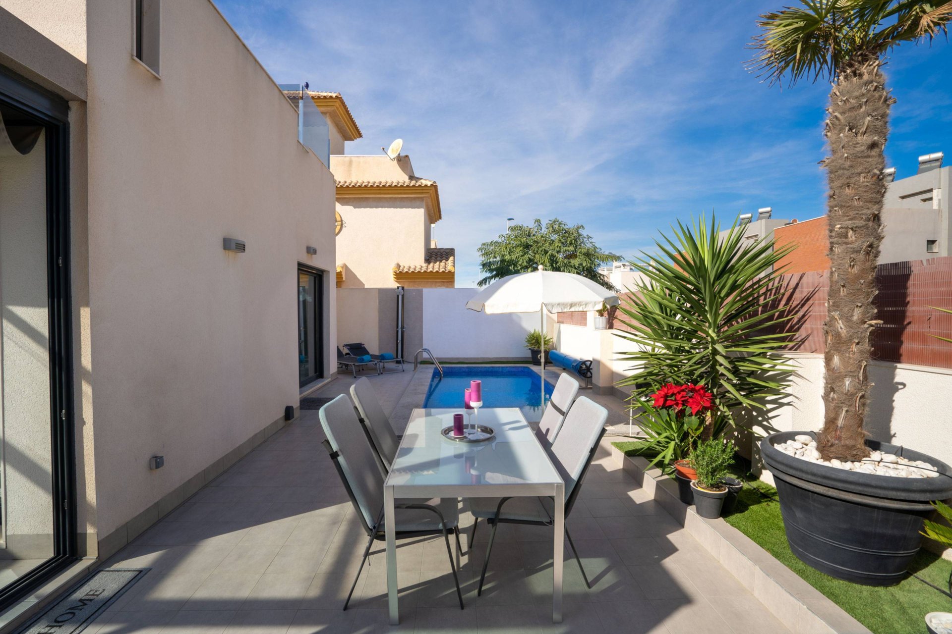 Segunda mano - Villa -
Torrevieja - Aguas Nuevas 2