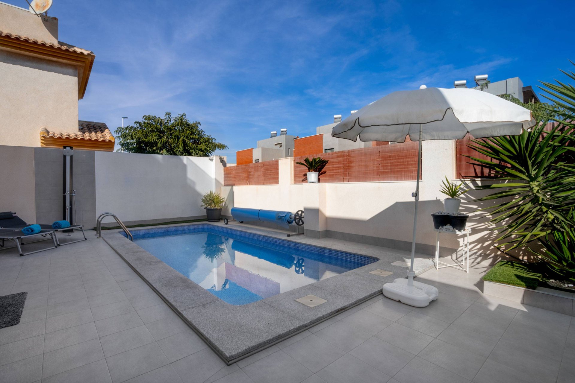 Segunda mano - Villa -
Torrevieja - Aguas Nuevas 2