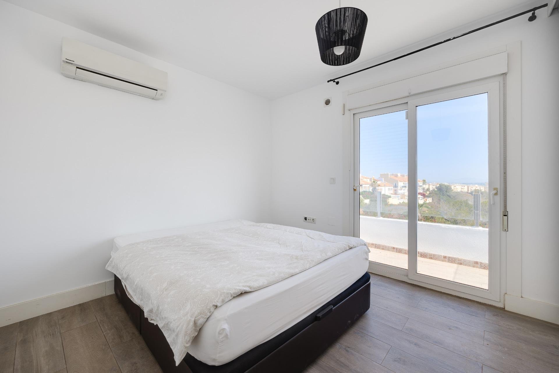 Segunda mano - Villa -
Torrevieja - Aguas Nuevas