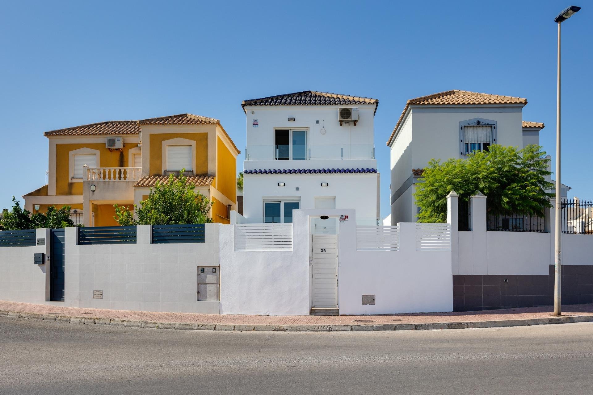 Segunda mano - Villa -
Torrevieja - Aguas Nuevas