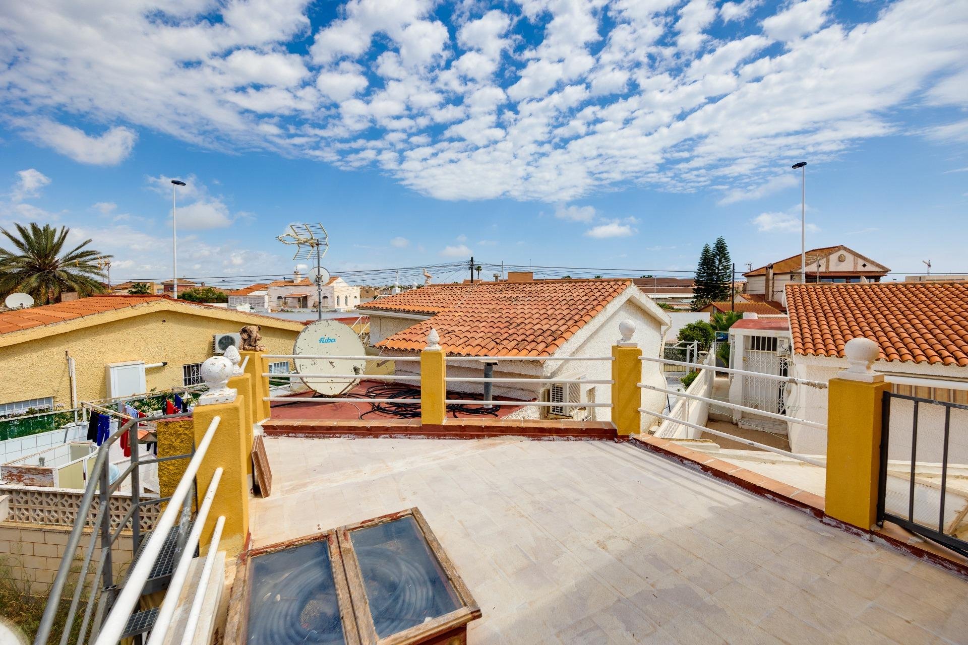 Segunda mano - Villa -
Torrevieja - Aguas Nuevas