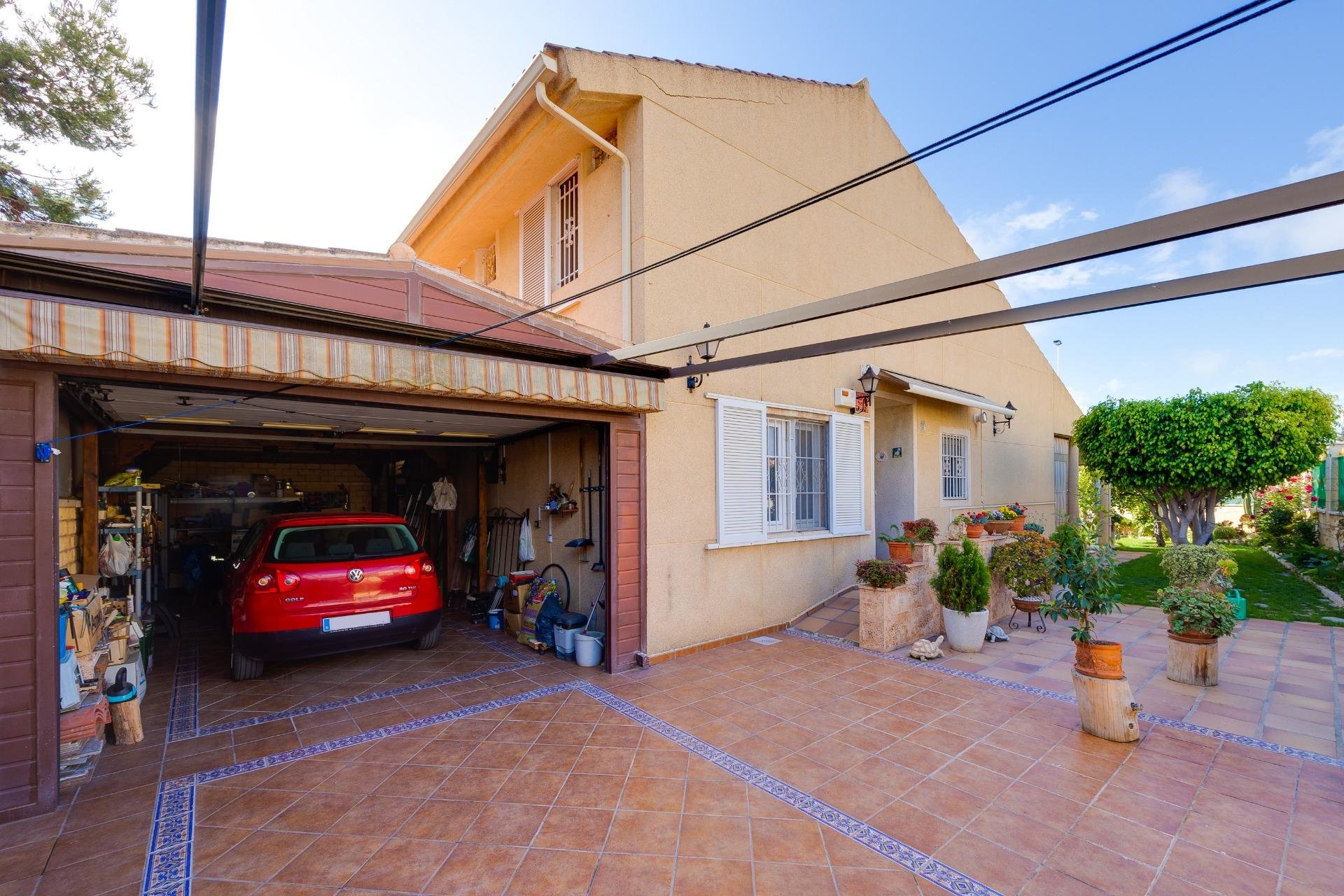 Segunda mano - Villa -
Torrevieja - Aguas Nuevas