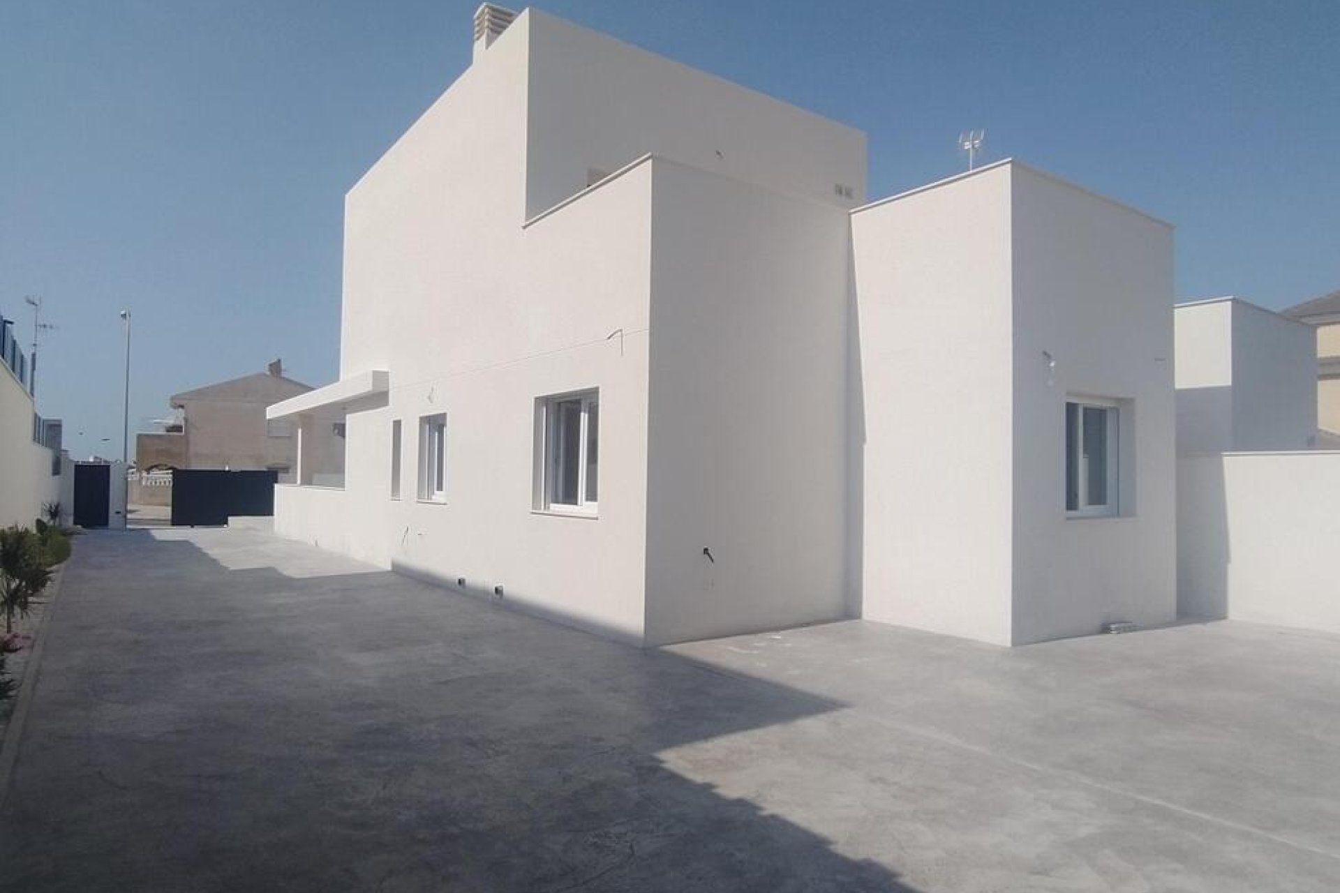 Segunda mano - Villa -
Torrevieja - Aguas Nuevas