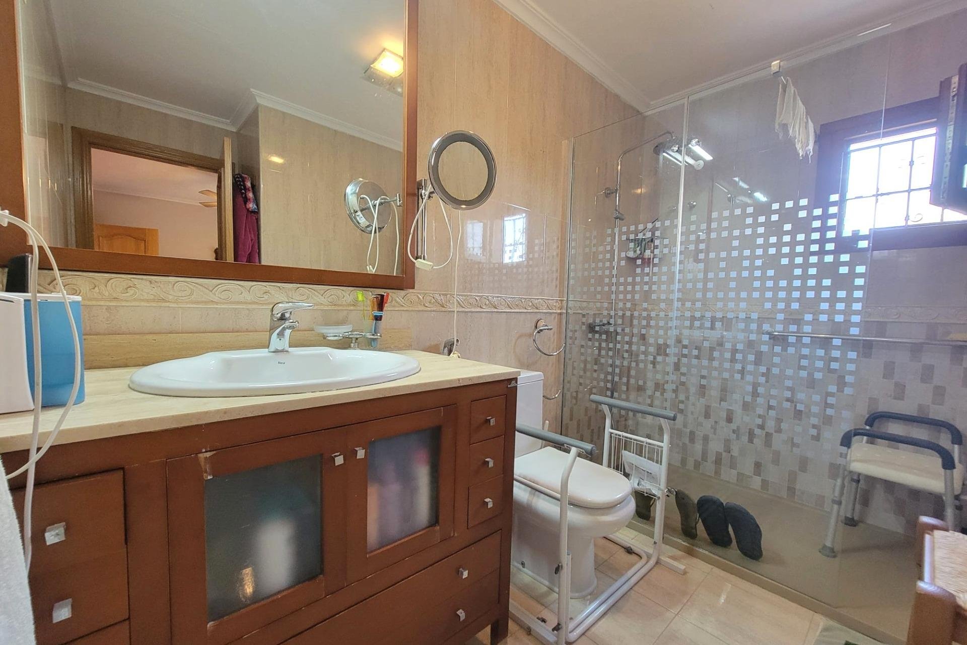 Segunda mano - Villa -
Torrevieja - Aguas Nuevas