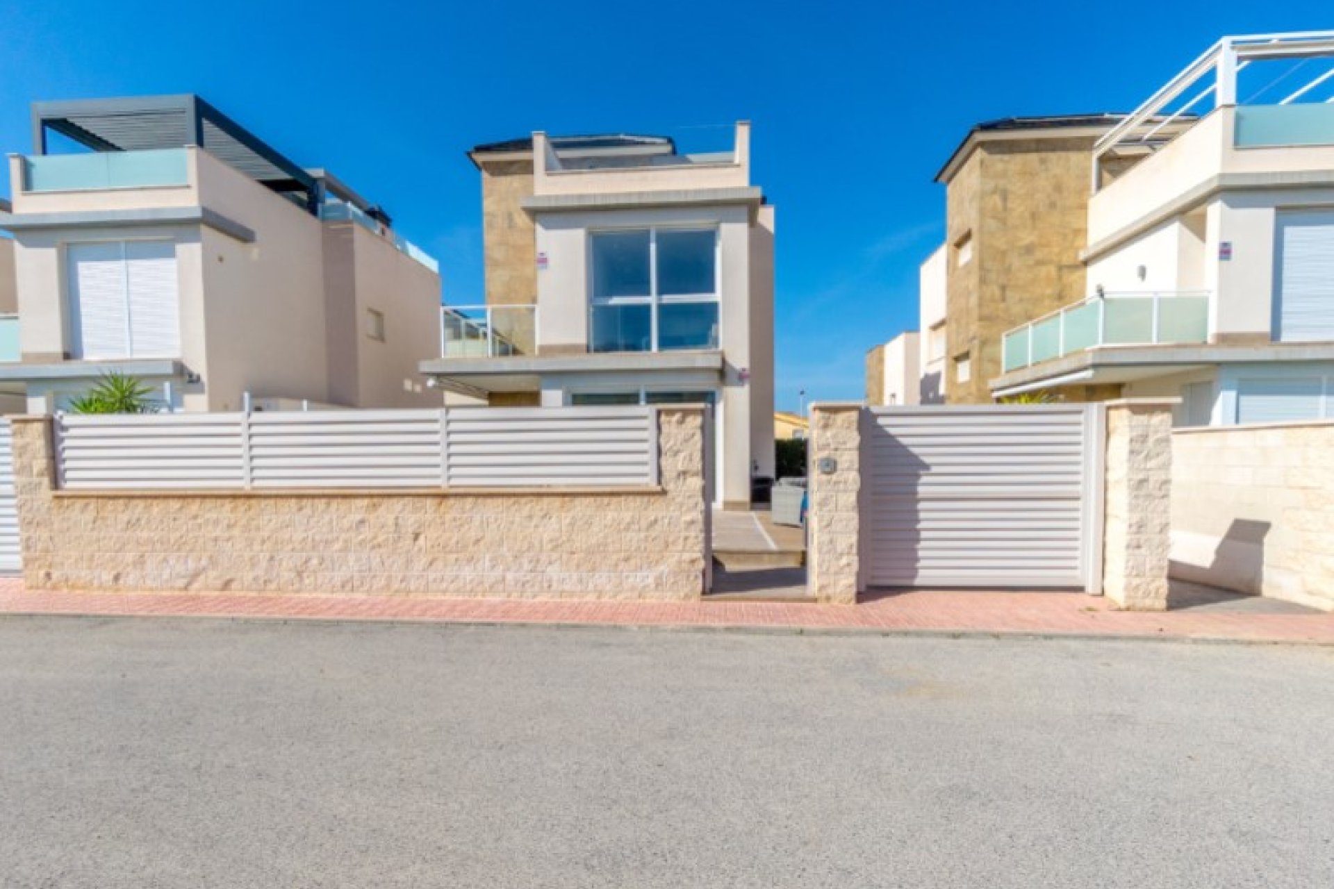 Segunda mano - Villa -
Torrevieja - Costa Blanca