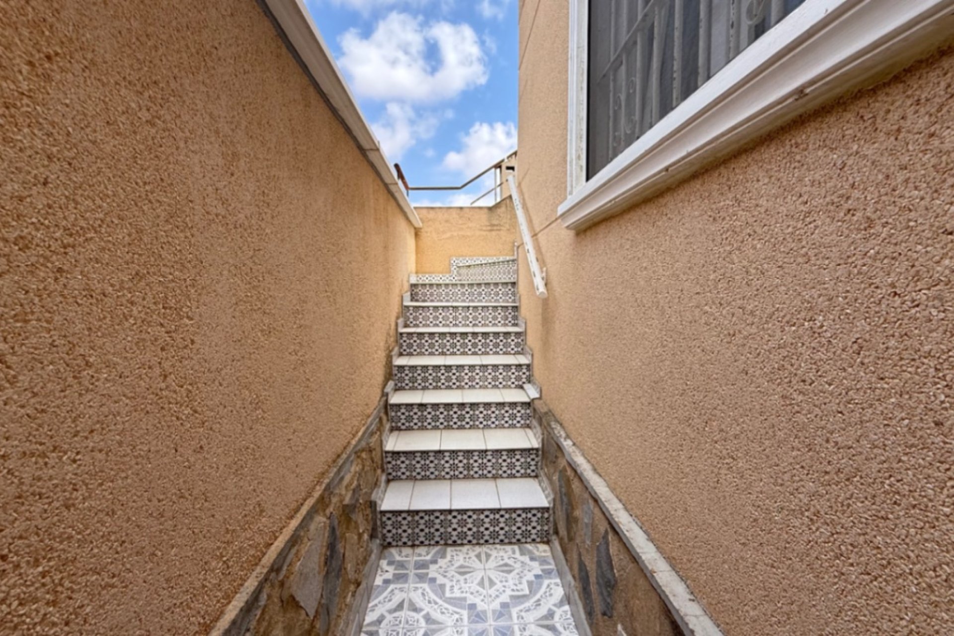 Segunda mano - Villa -
Torrevieja - Costa Blanca