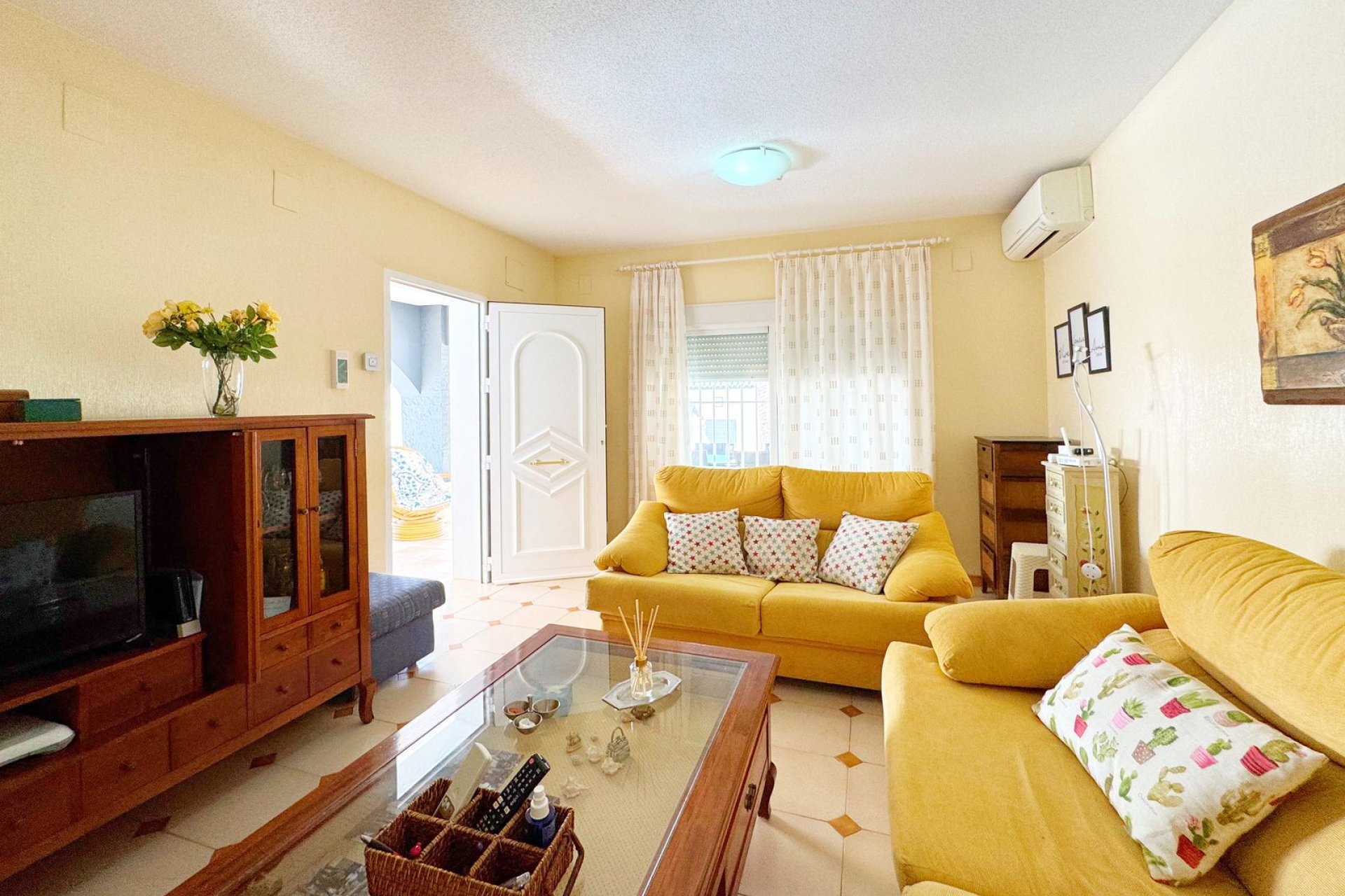 Segunda mano - Villa -
Torrevieja - Costa Blanca