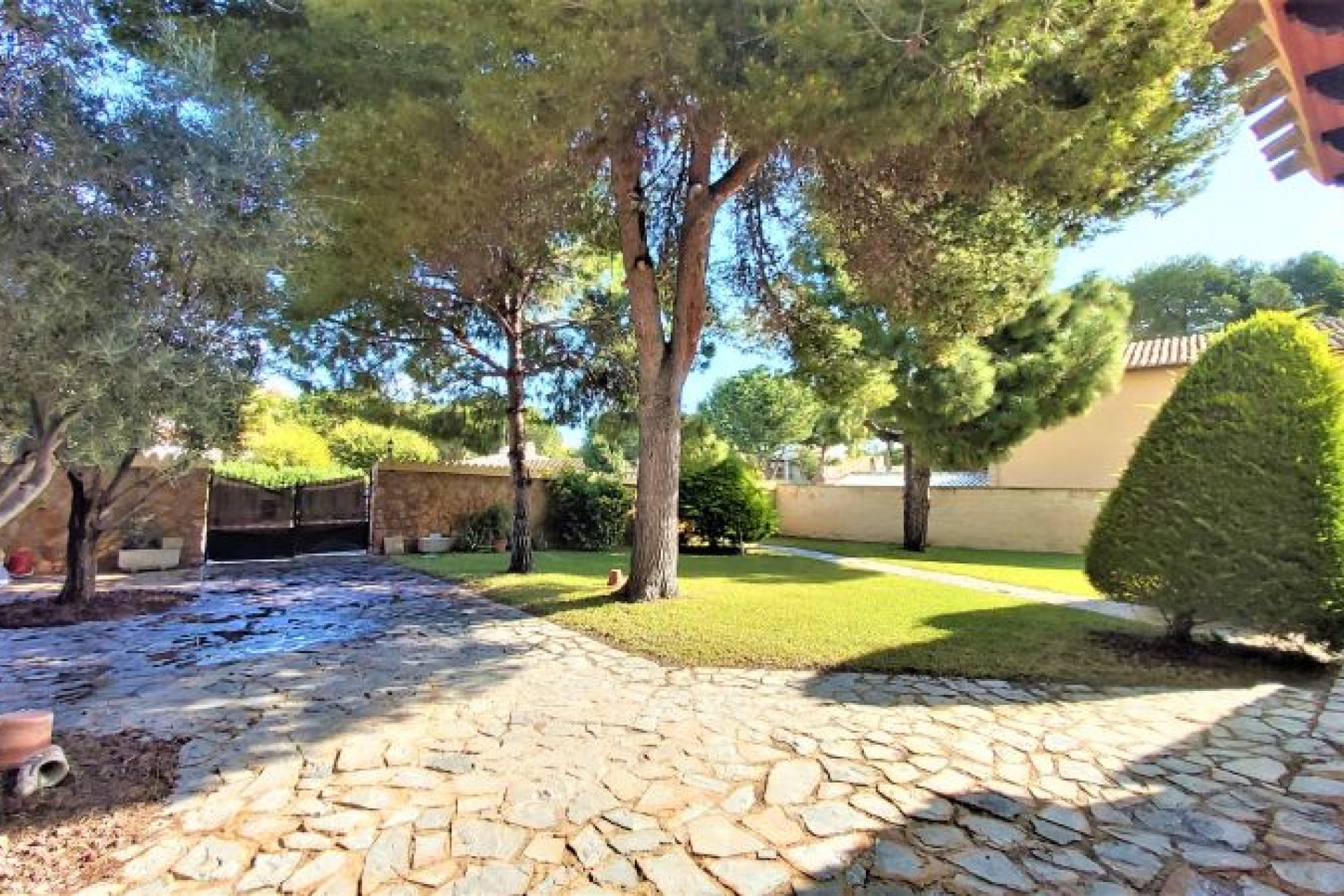 Segunda mano - Villa -
Torrevieja - Costa Blanca