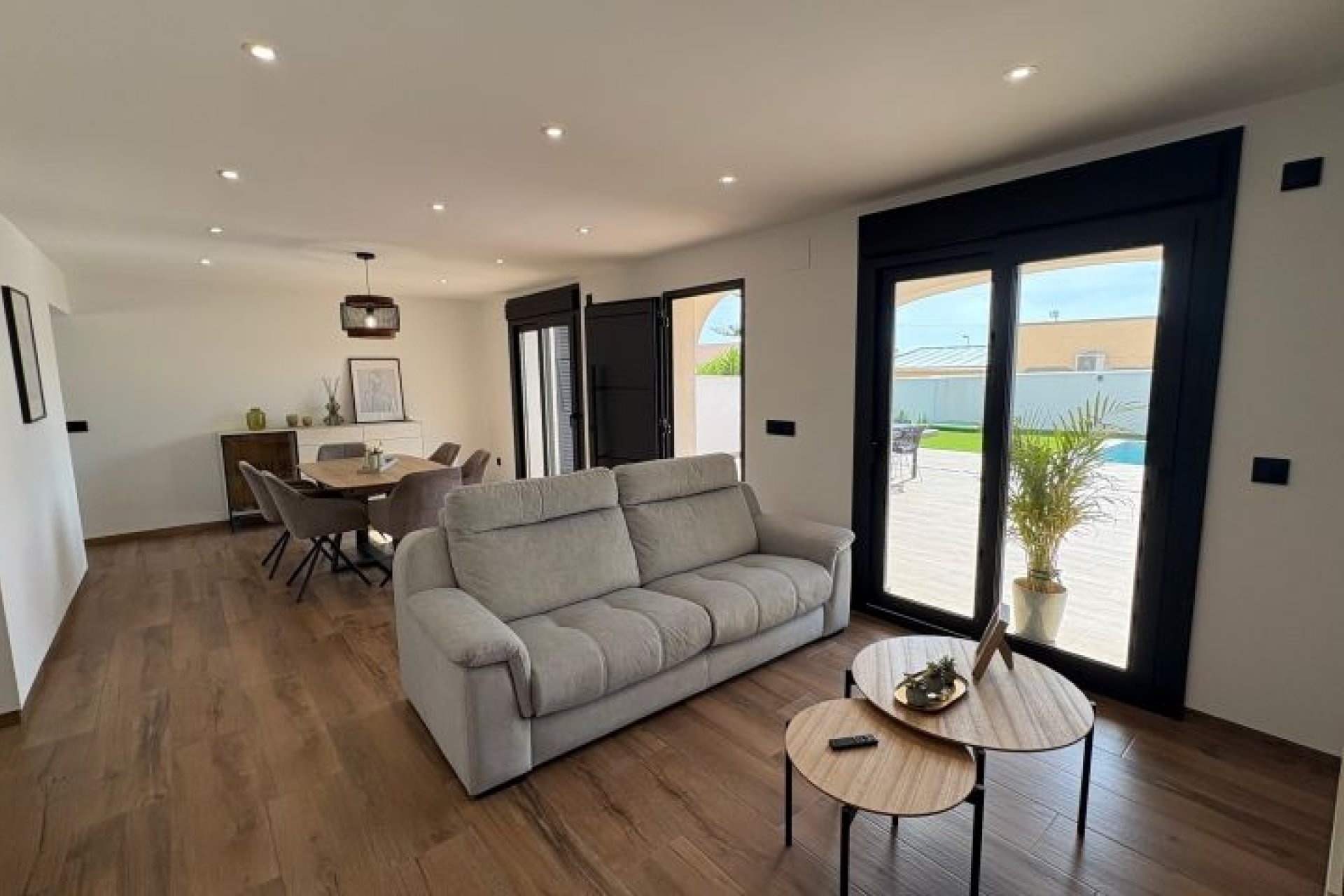 Segunda mano - Villa -
Torrevieja - Costa Blanca