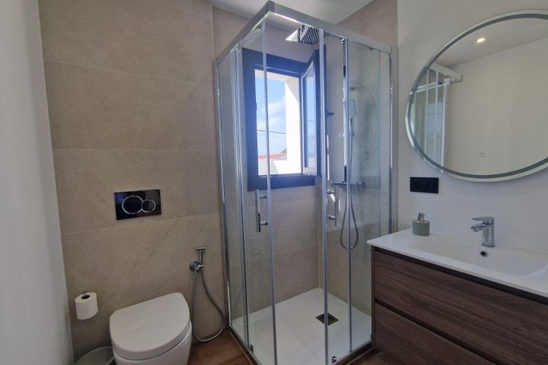Segunda mano - Villa -
Torrevieja - Costa Blanca