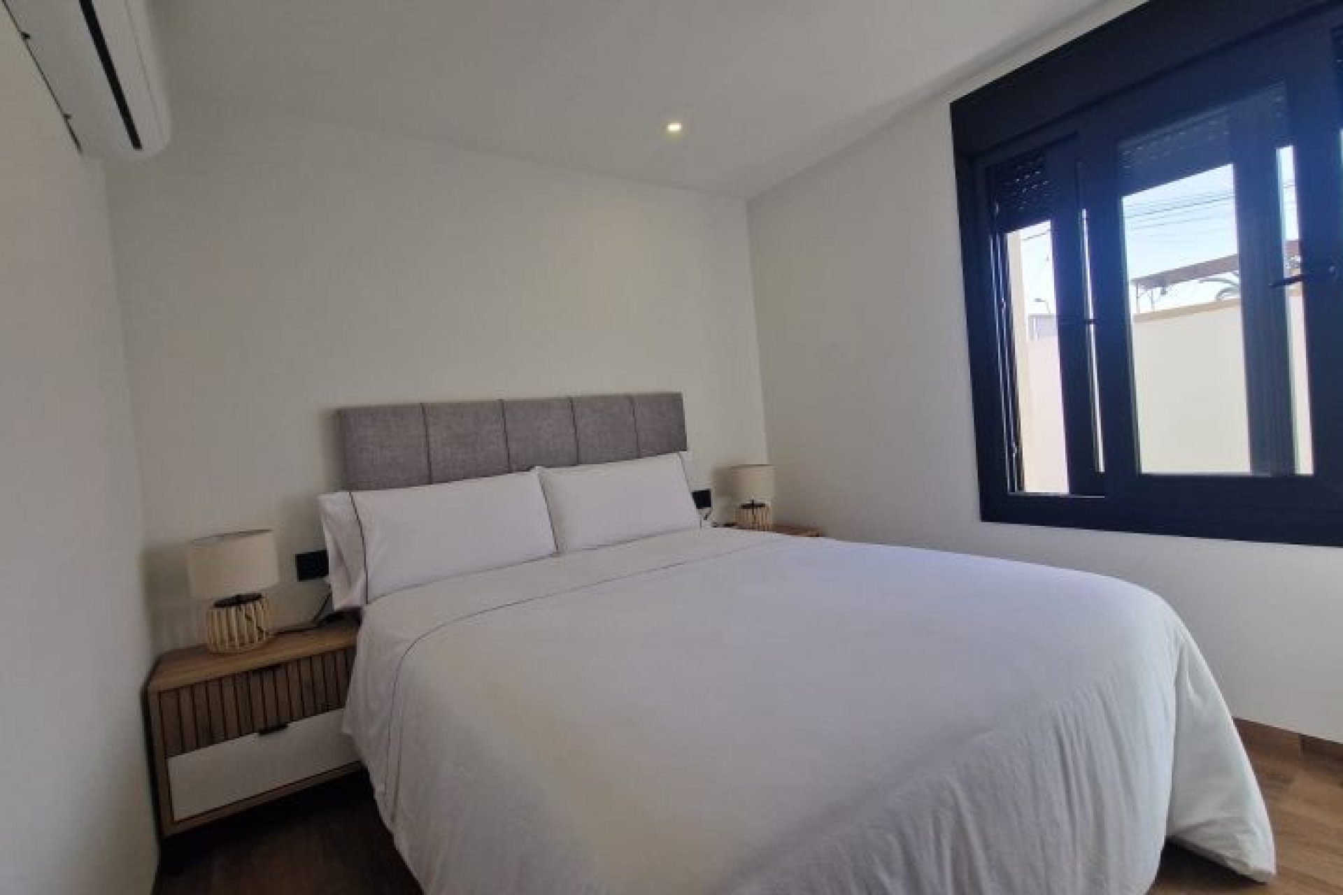 Segunda mano - Villa -
Torrevieja - Costa Blanca