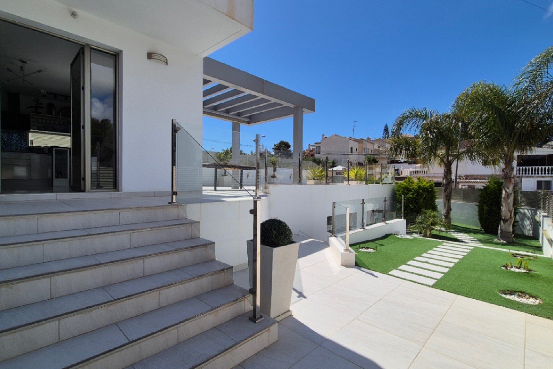 Segunda mano - Villa -
Torrevieja - Costa Blanca