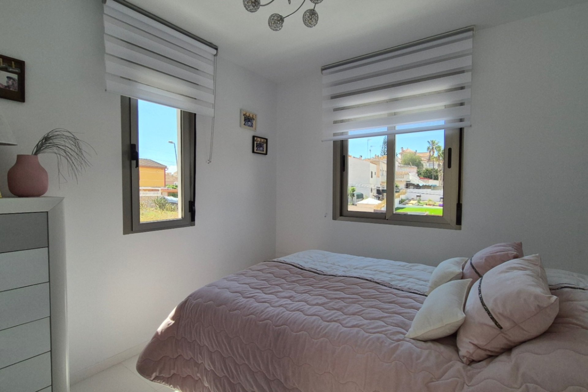 Segunda mano - Villa -
Torrevieja - Costa Blanca