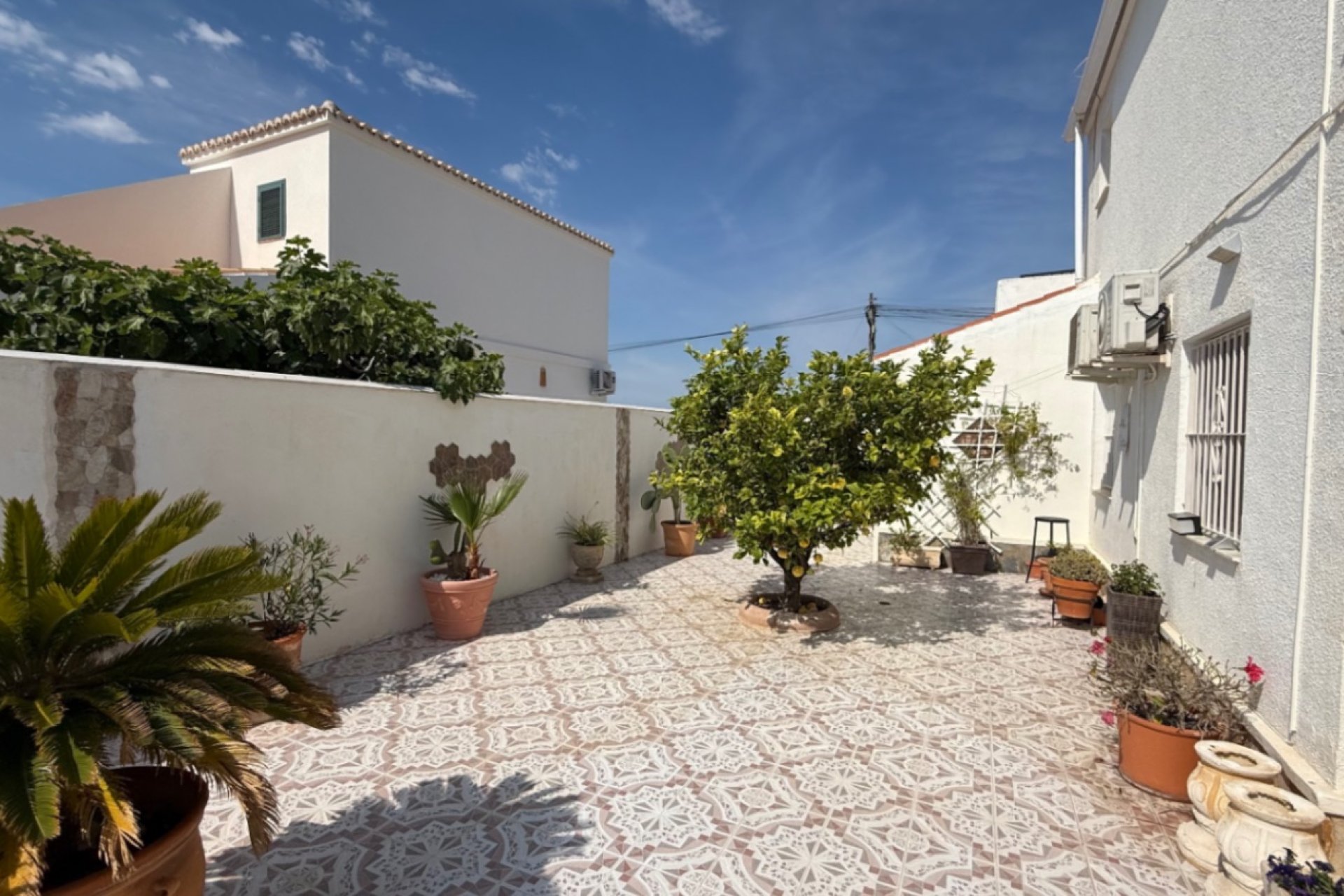 Segunda mano - Villa -
Torrevieja - Costa Blanca