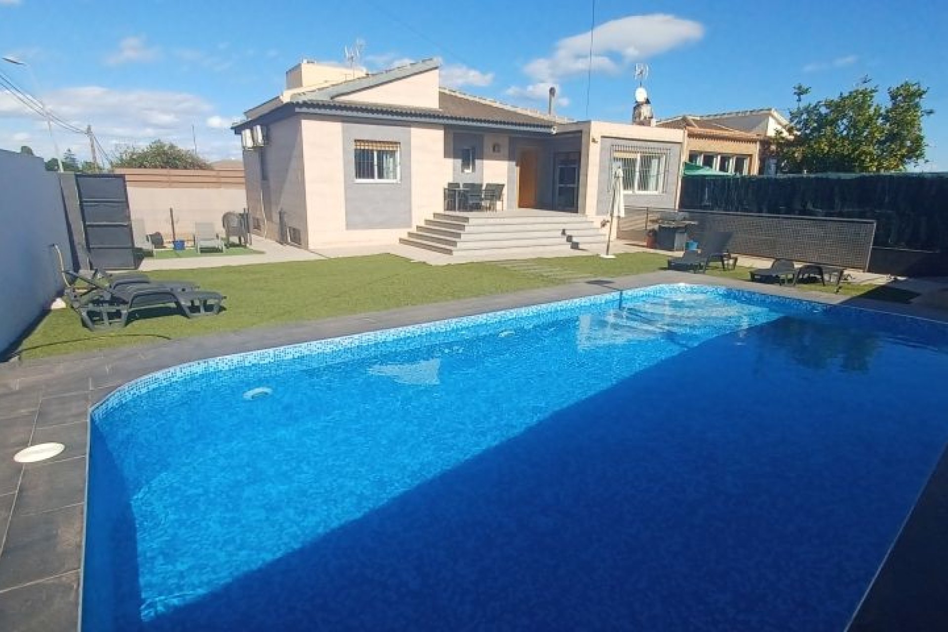 Segunda mano - Villa -
Torrevieja - Costa Blanca