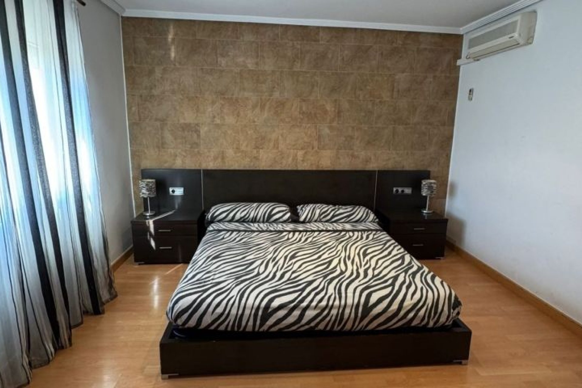 Segunda mano - Villa -
Torrevieja - Costa Blanca