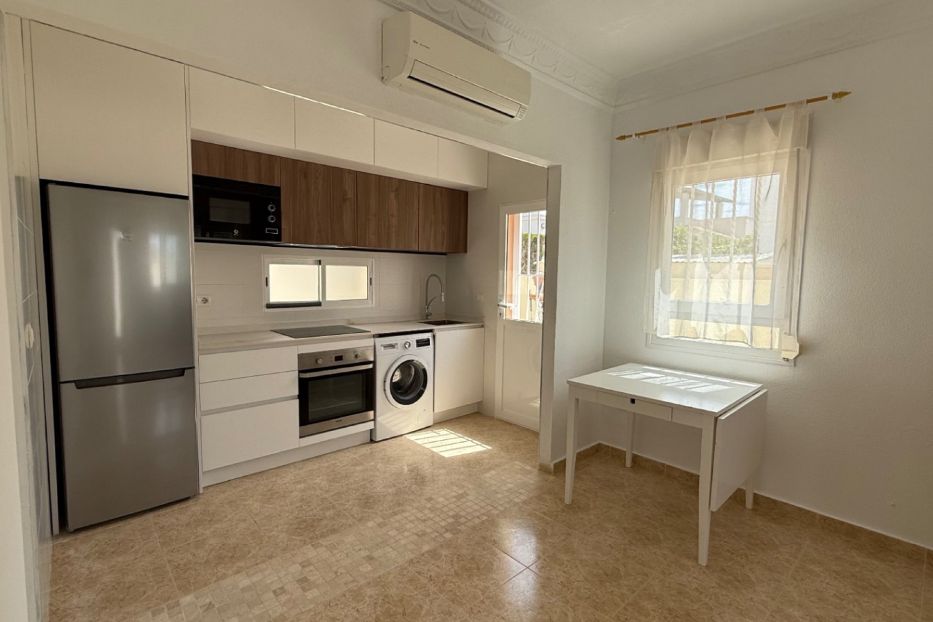 Segunda mano - Villa -
Torrevieja - Costa Blanca