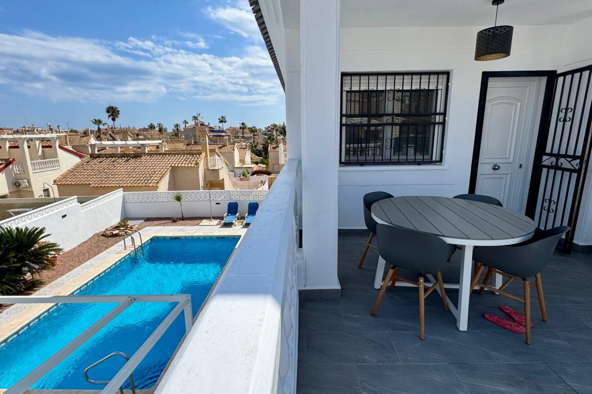 Segunda mano - Villa -
Torrevieja - Costa Blanca