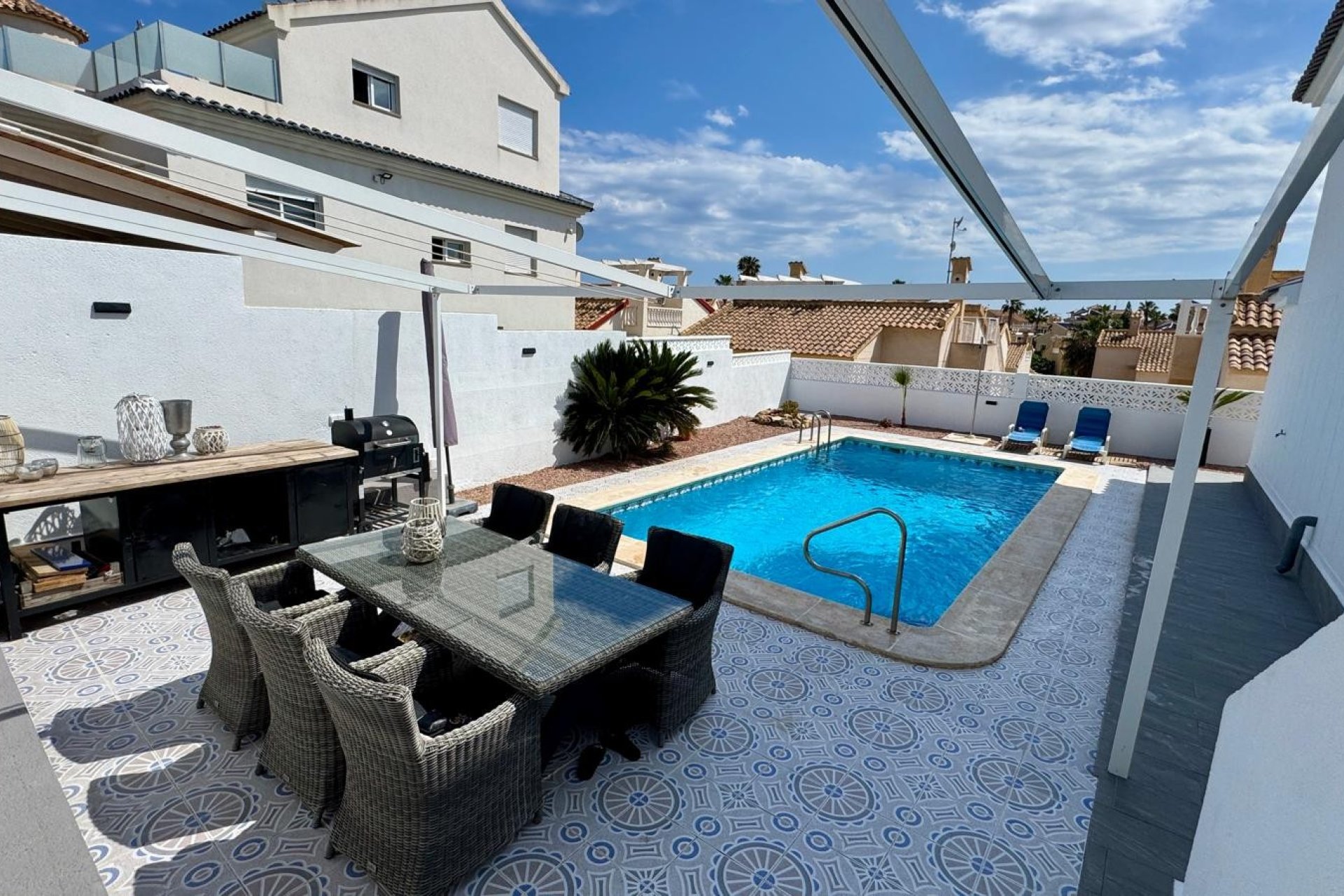 Segunda mano - Villa -
Torrevieja - Costa Blanca