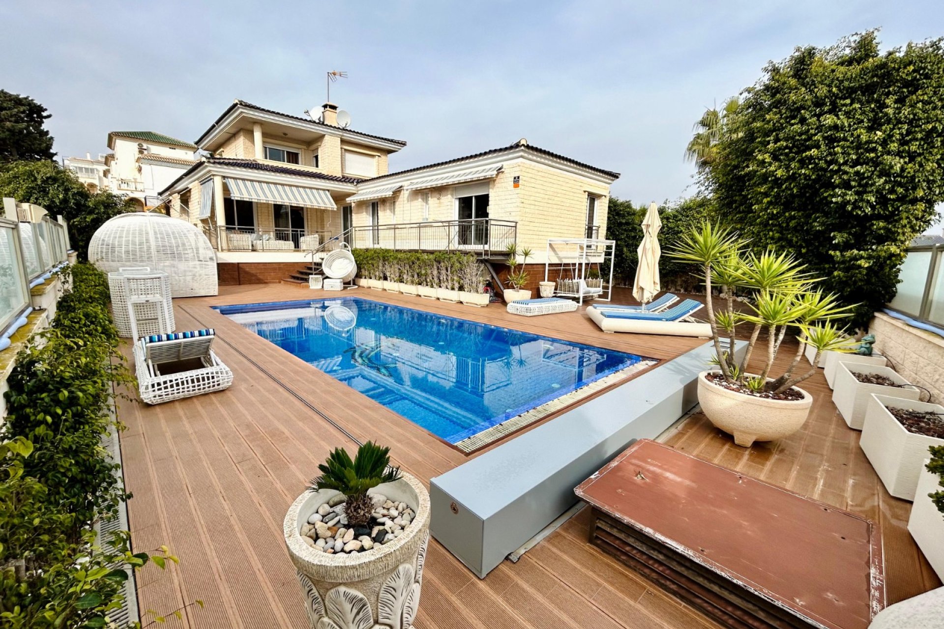 Segunda mano - Villa -
Torrevieja - Costa Blanca