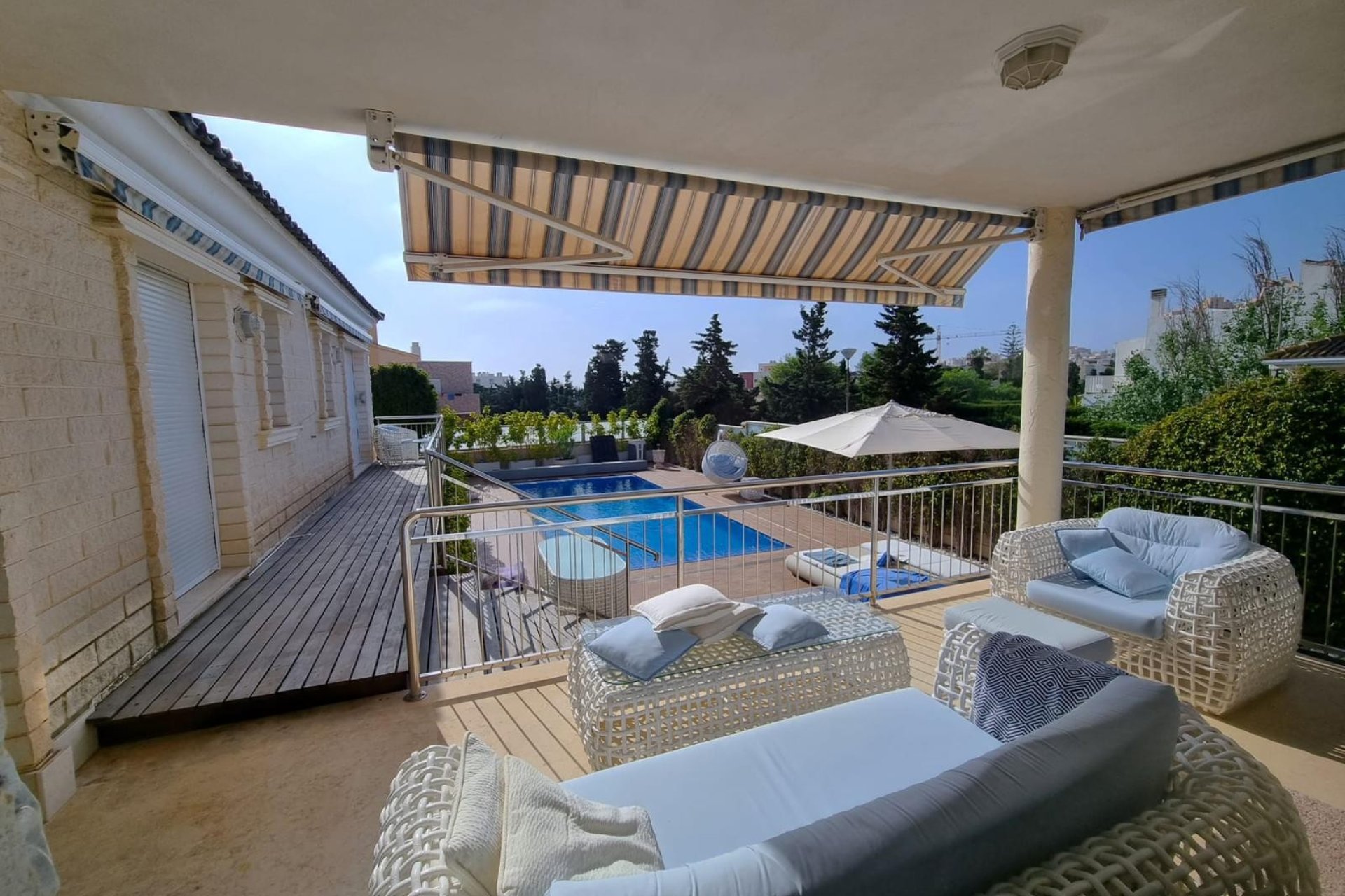 Segunda mano - Villa -
Torrevieja - Costa Blanca