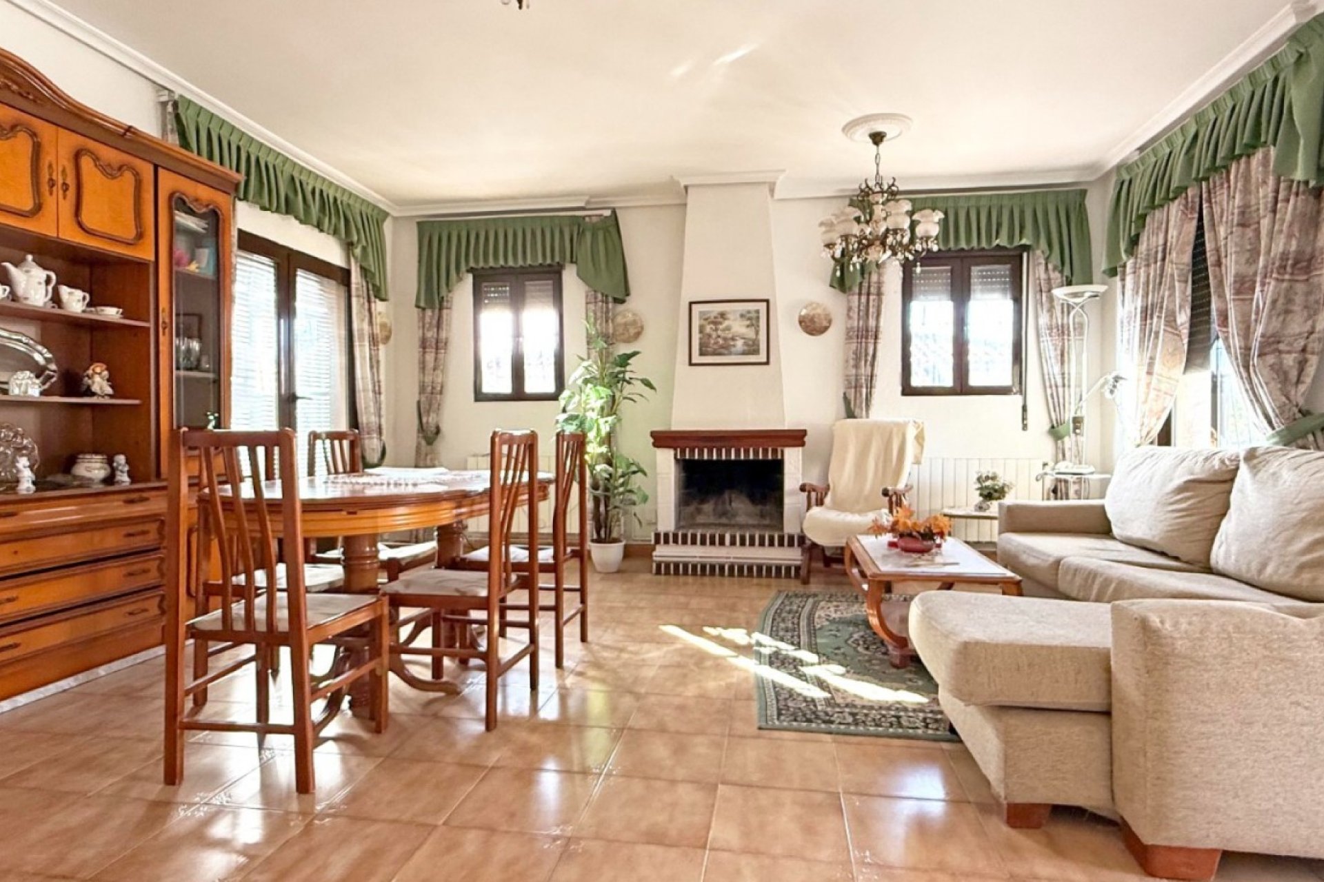 Segunda mano - Villa -
Torrevieja - Costa Blanca