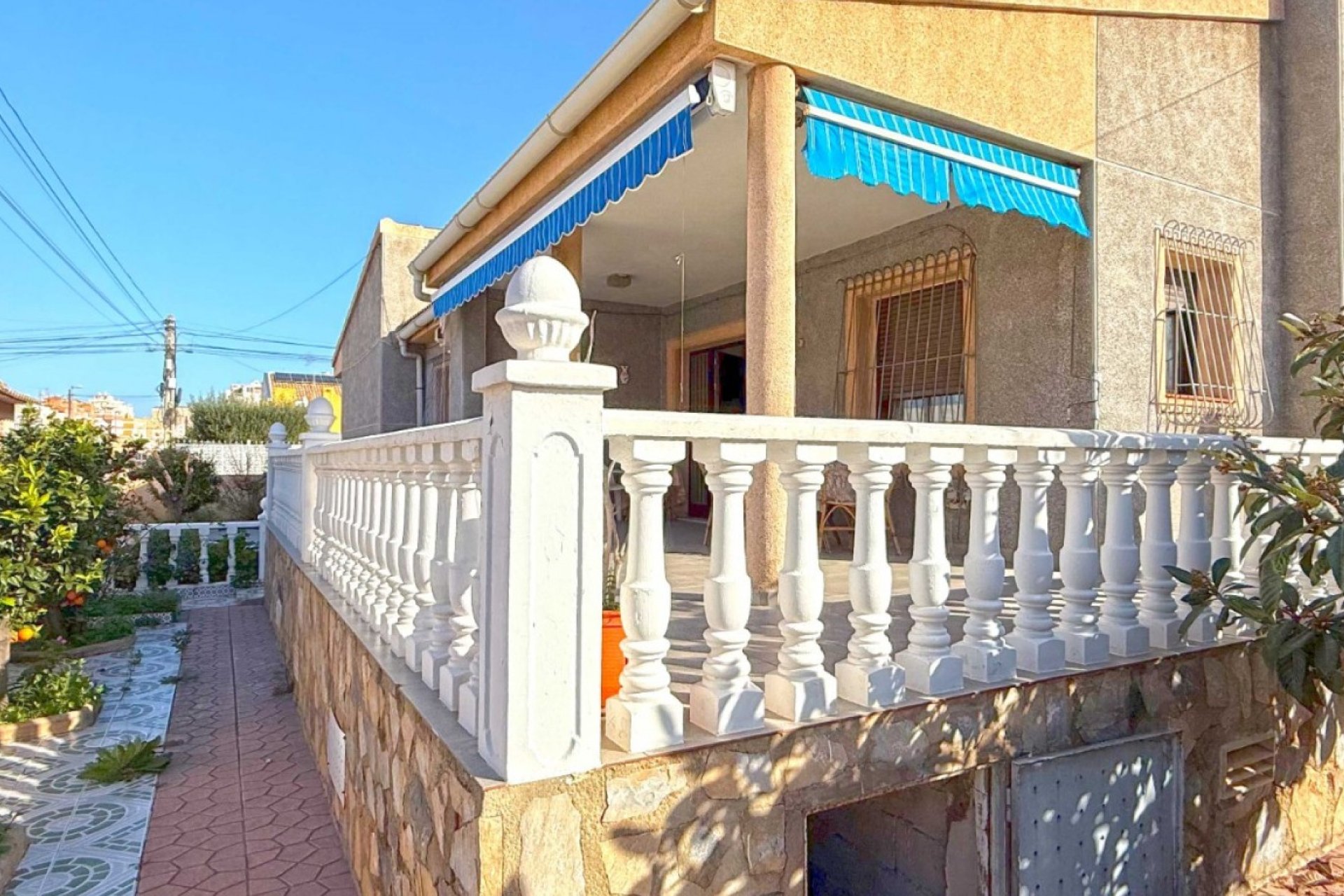 Segunda mano - Villa -
Torrevieja - Costa Blanca