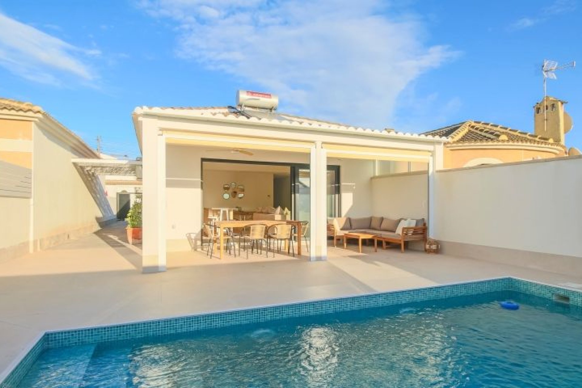 Segunda mano - Villa -
Torrevieja - Costa Blanca