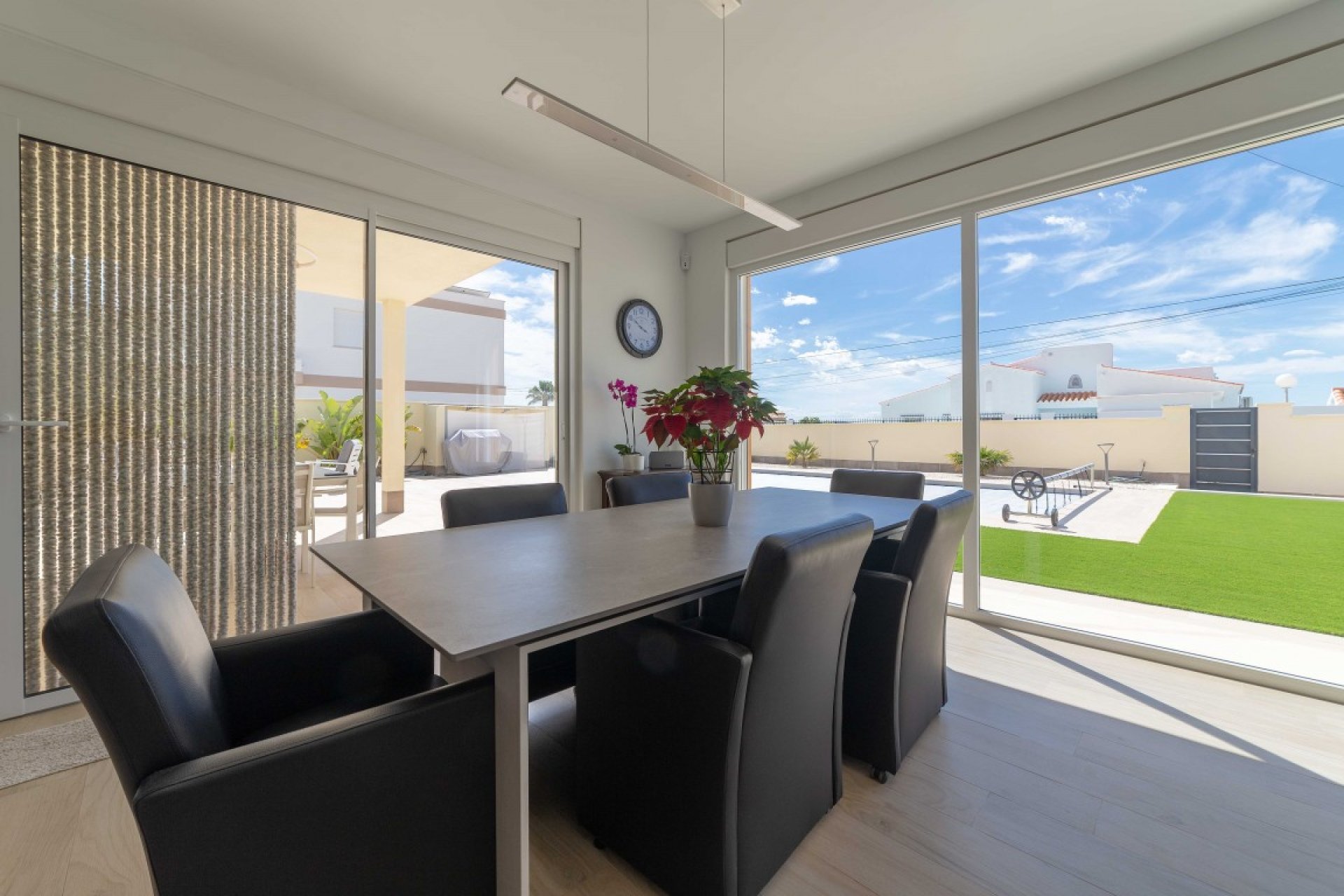 Segunda mano - Villa -
Torrevieja - Costa Blanca