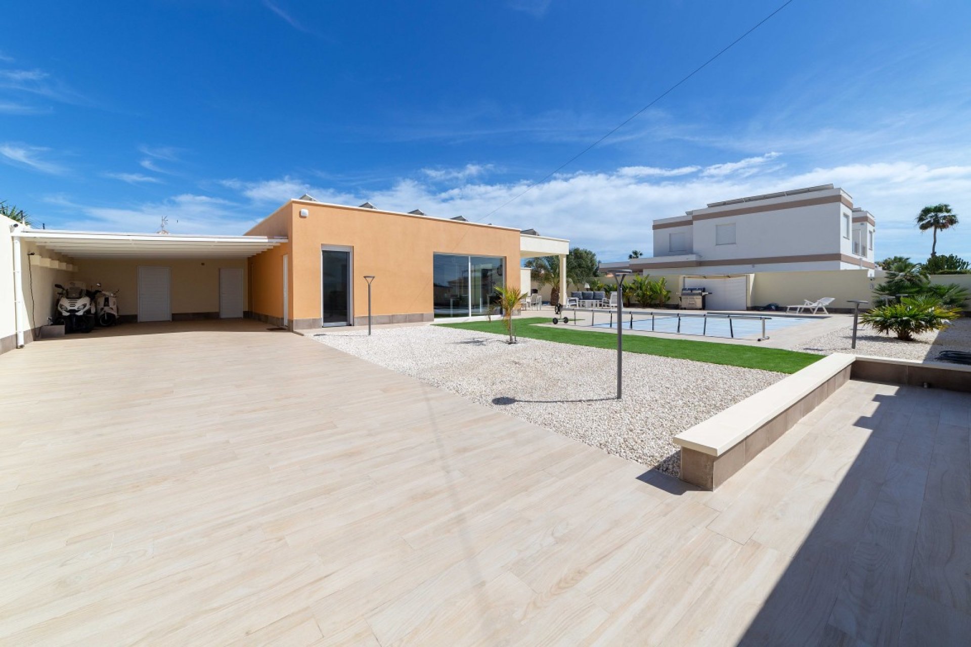Segunda mano - Villa -
Torrevieja - Costa Blanca