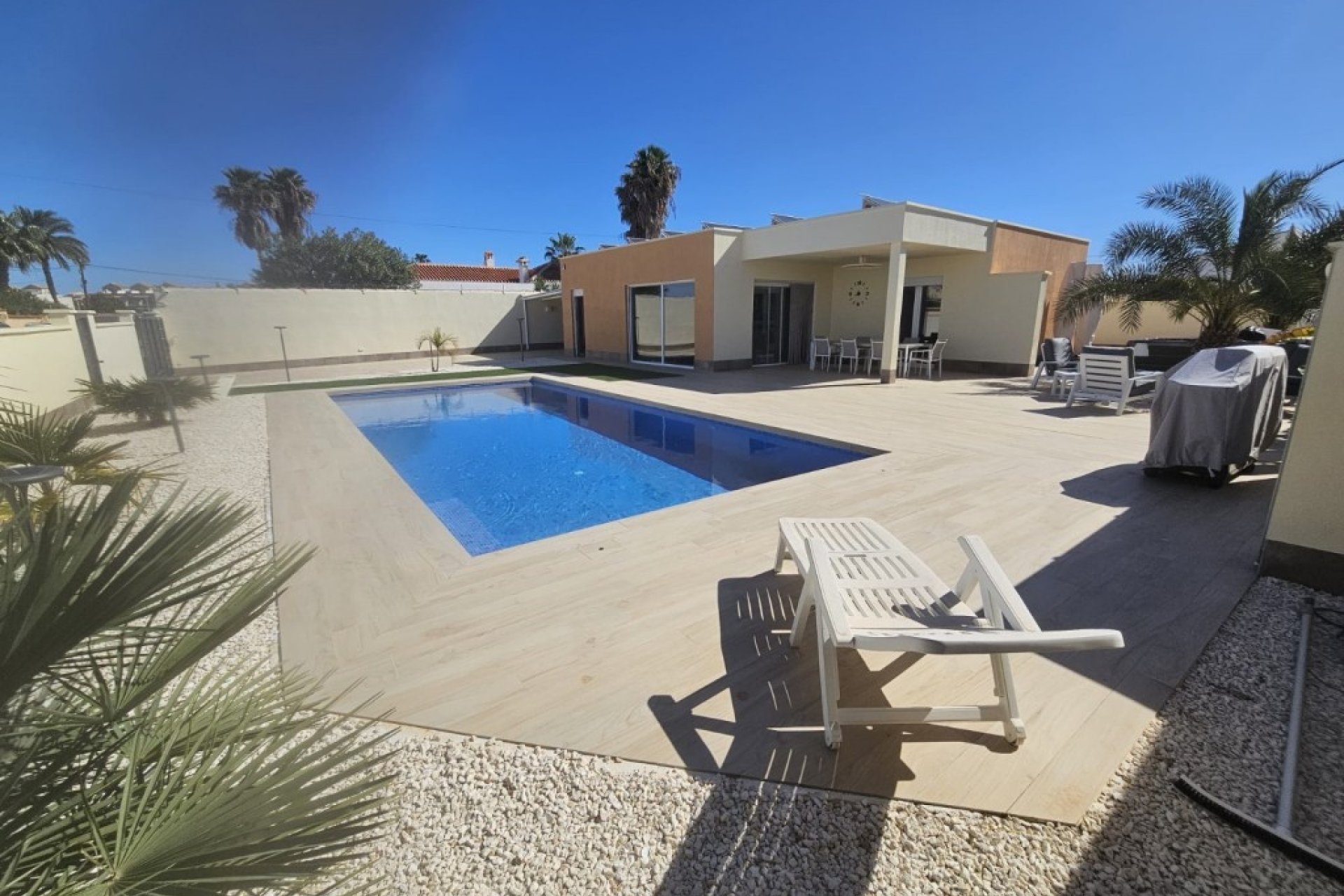 Segunda mano - Villa -
Torrevieja - Costa Blanca